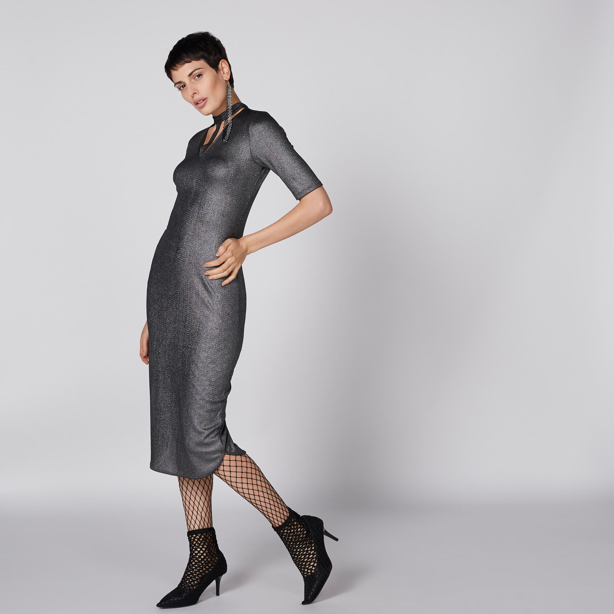 فستان متوسط الطول بارز الملمس بأكمام قصيرة وياقة طوق-women-clothing-dresses-image-1