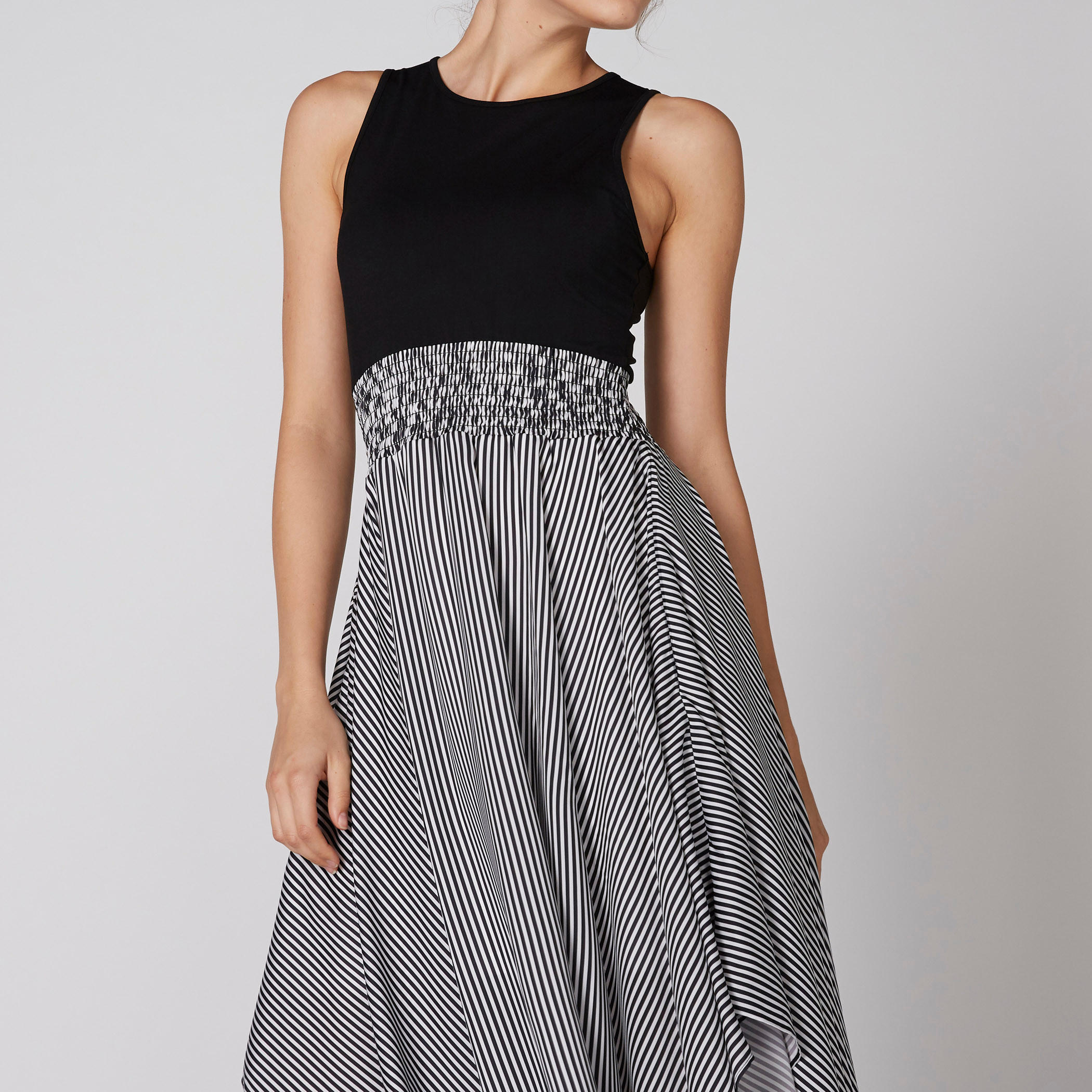 فستان ميدي مقلم دون أكمام بياقة مستديرة وحواف غير مستوية-women-clothing-dresses-image-4