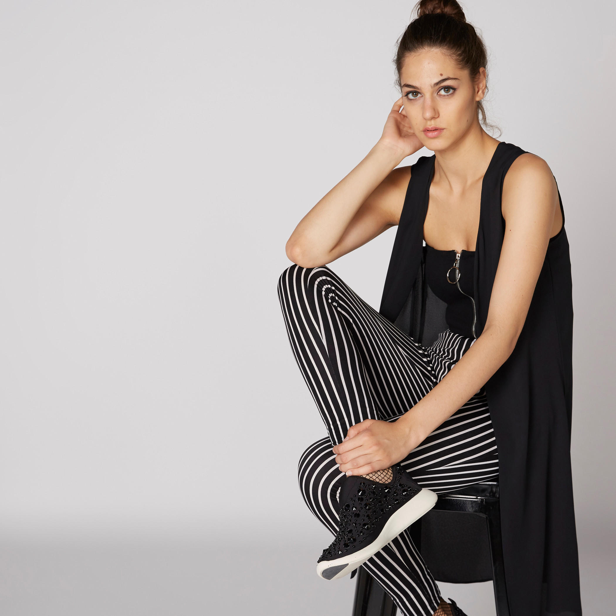 بلوزة قصيرة مضلعة بسحاب-women-clothing-shirtsandblouses-blouses-image-1