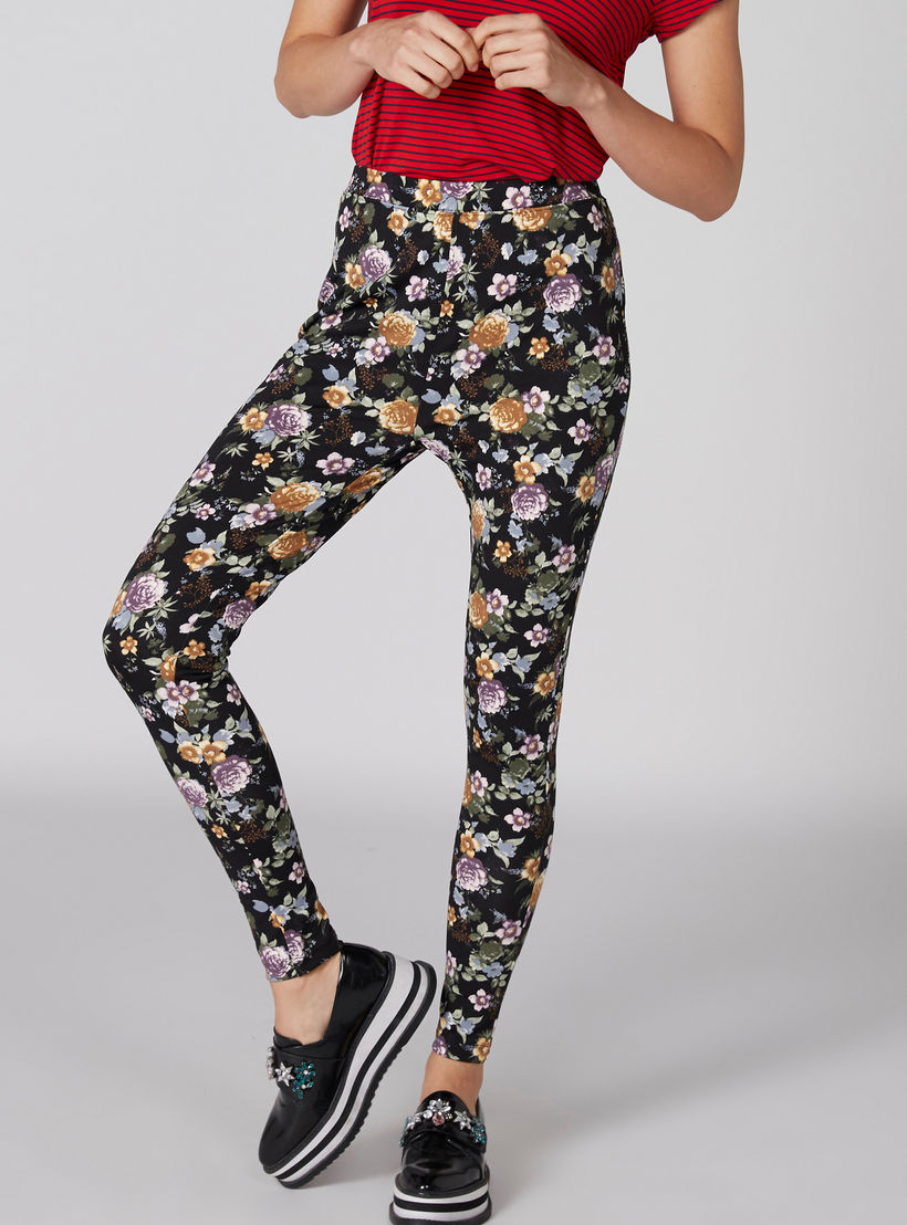 بنطال ليقنز طويل بخصر مطّاطي وطبعات-women-clothing-bottoms-leggings-image-3