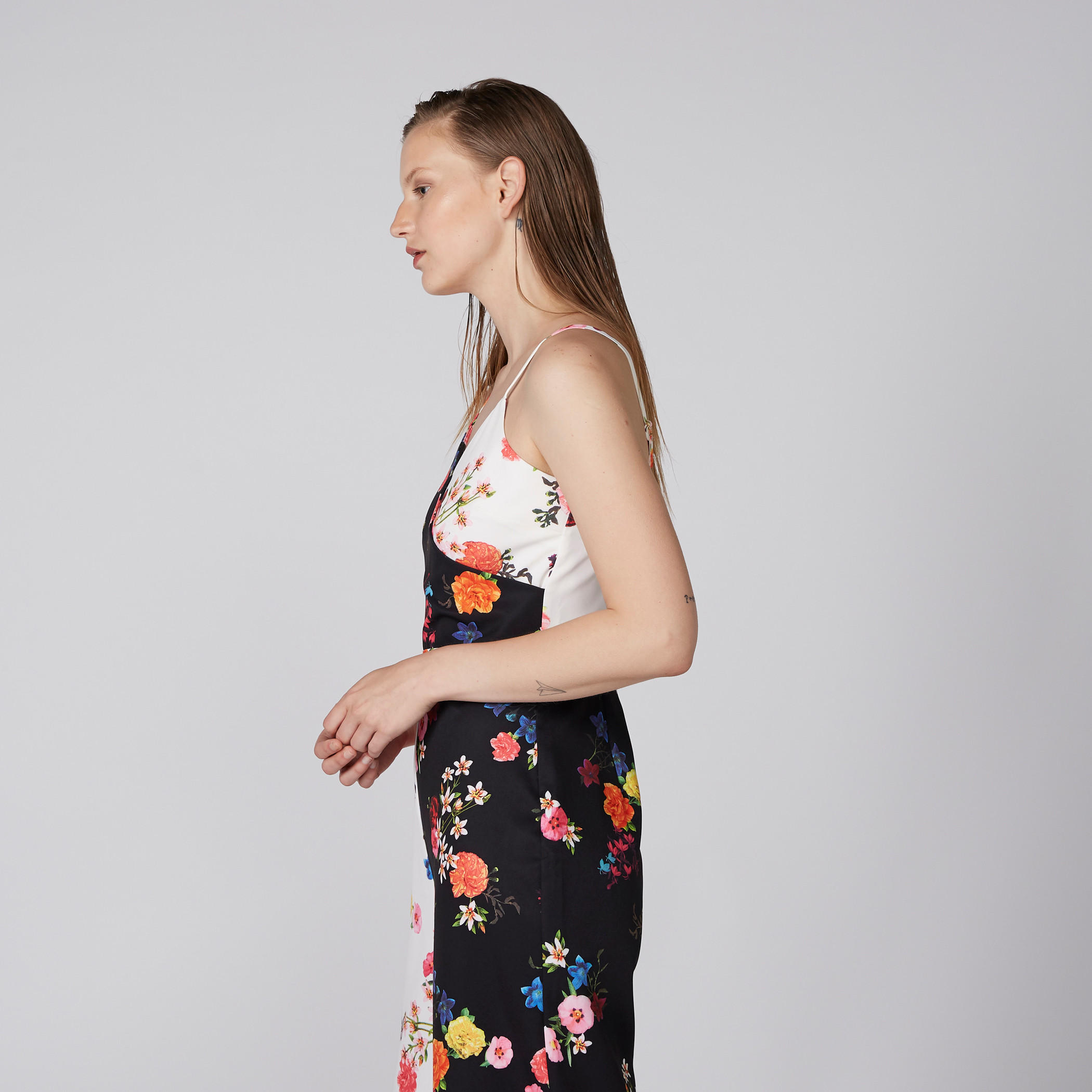 أفرول بحمّالات رفيعة وطبعات-women-clothing-jumpsuits-image-2