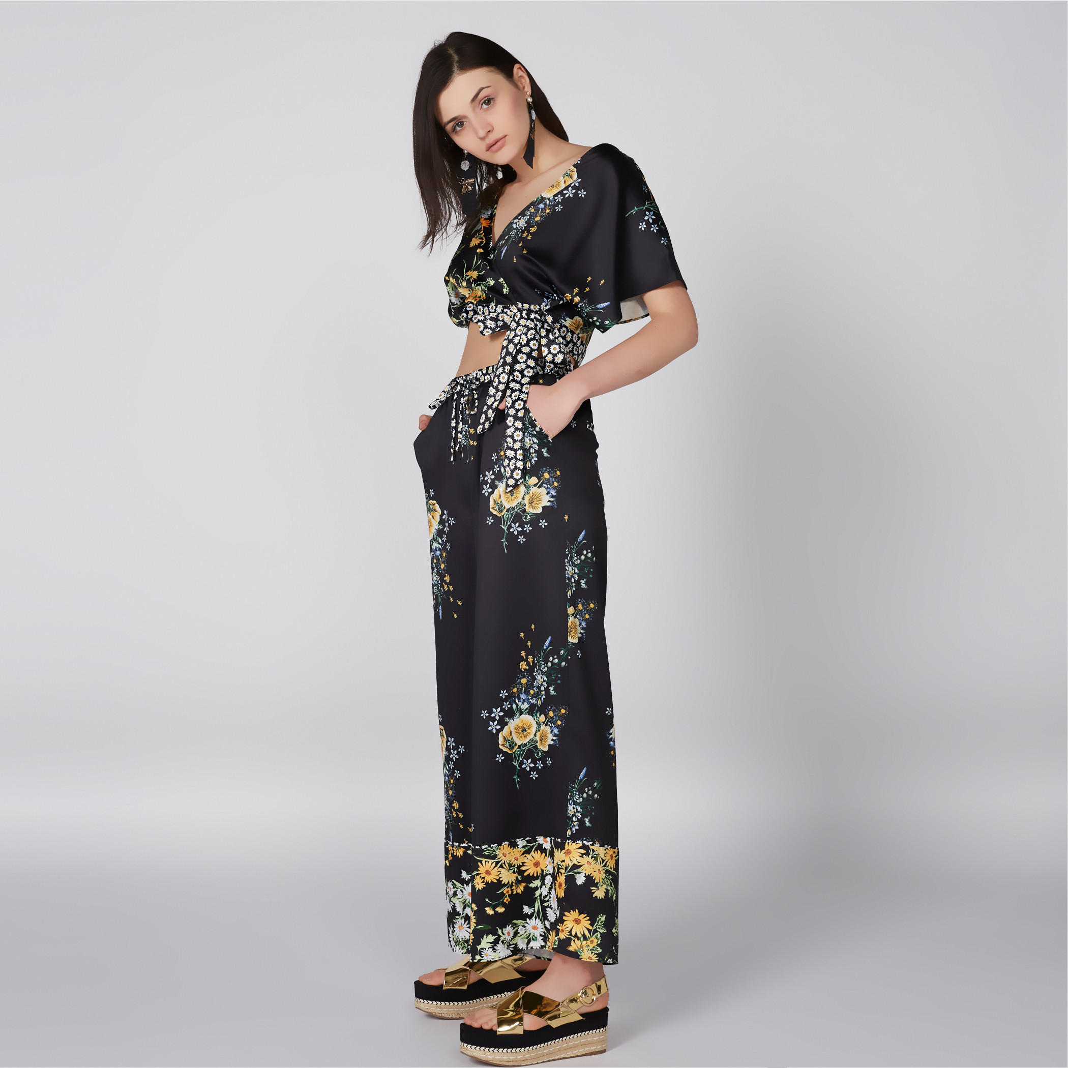 بنطال بالازو طويل بجيوب وطبعات أزهار-women-clothing-bottoms-trousers-image-3