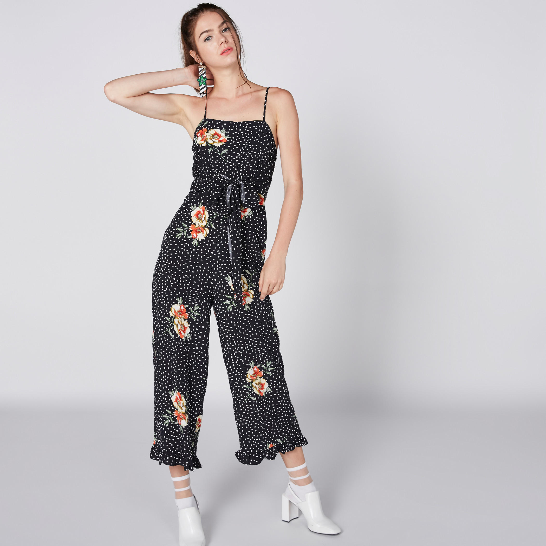 أفرول بحمّالات رفيعة ورباط بطبعات-women-clothing-jumpsuits-image-1