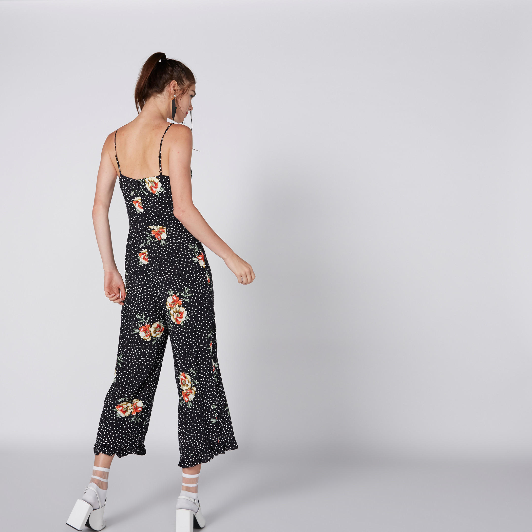 أفرول بحمّالات رفيعة ورباط بطبعات-women-clothing-jumpsuits-image-2