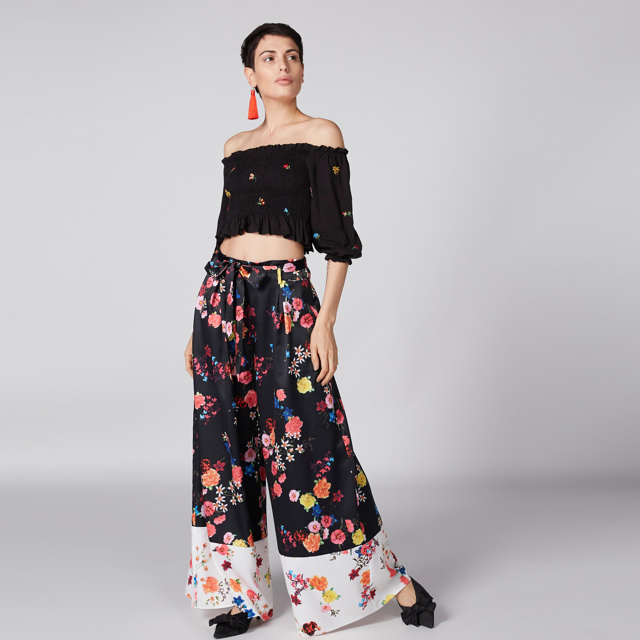 بنطال بالازو بجيوب وطبعات-women-clothing-bottoms-trousers-image-1