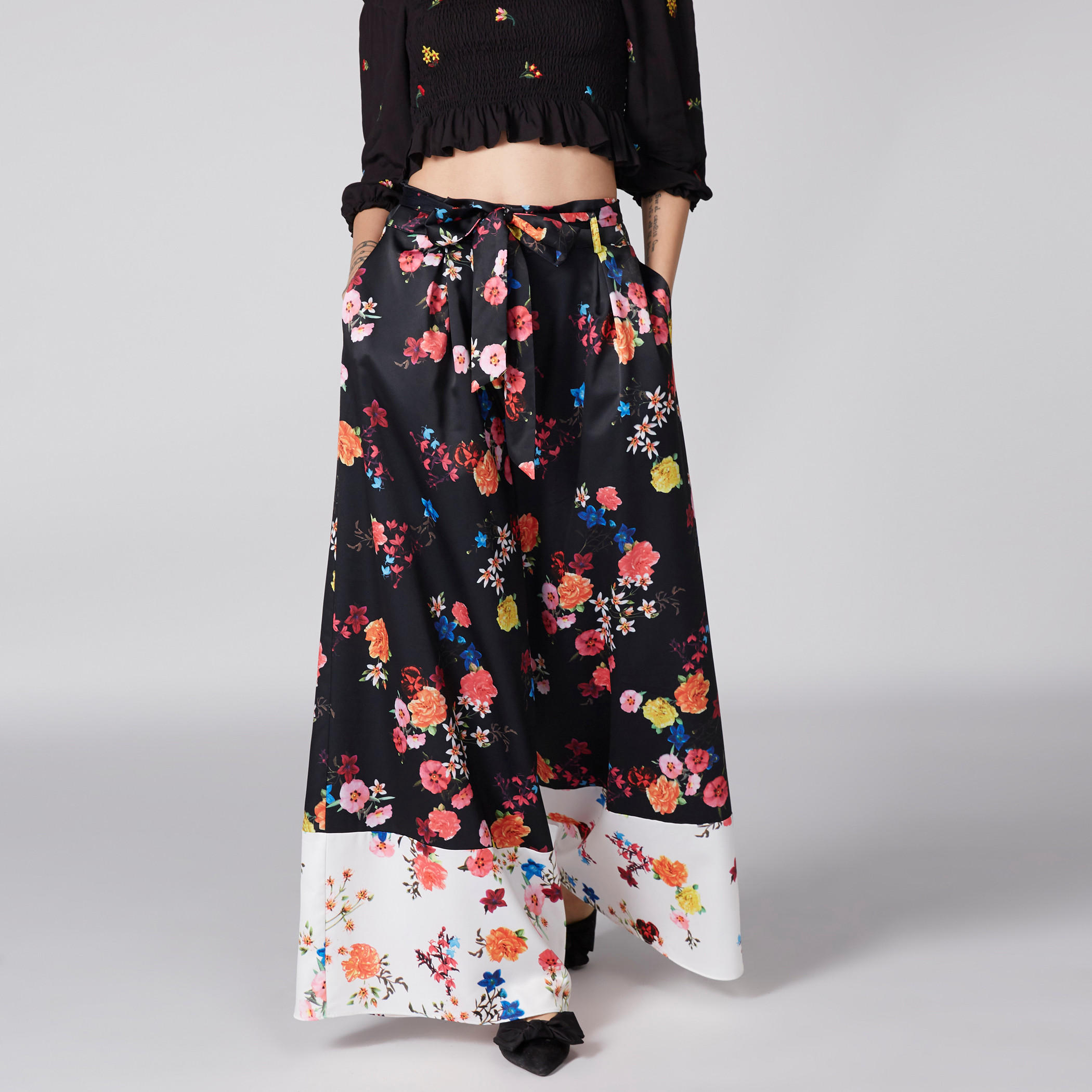 بنطال بالازو بجيوب وطبعات-women-clothing-bottoms-trousers-image-4