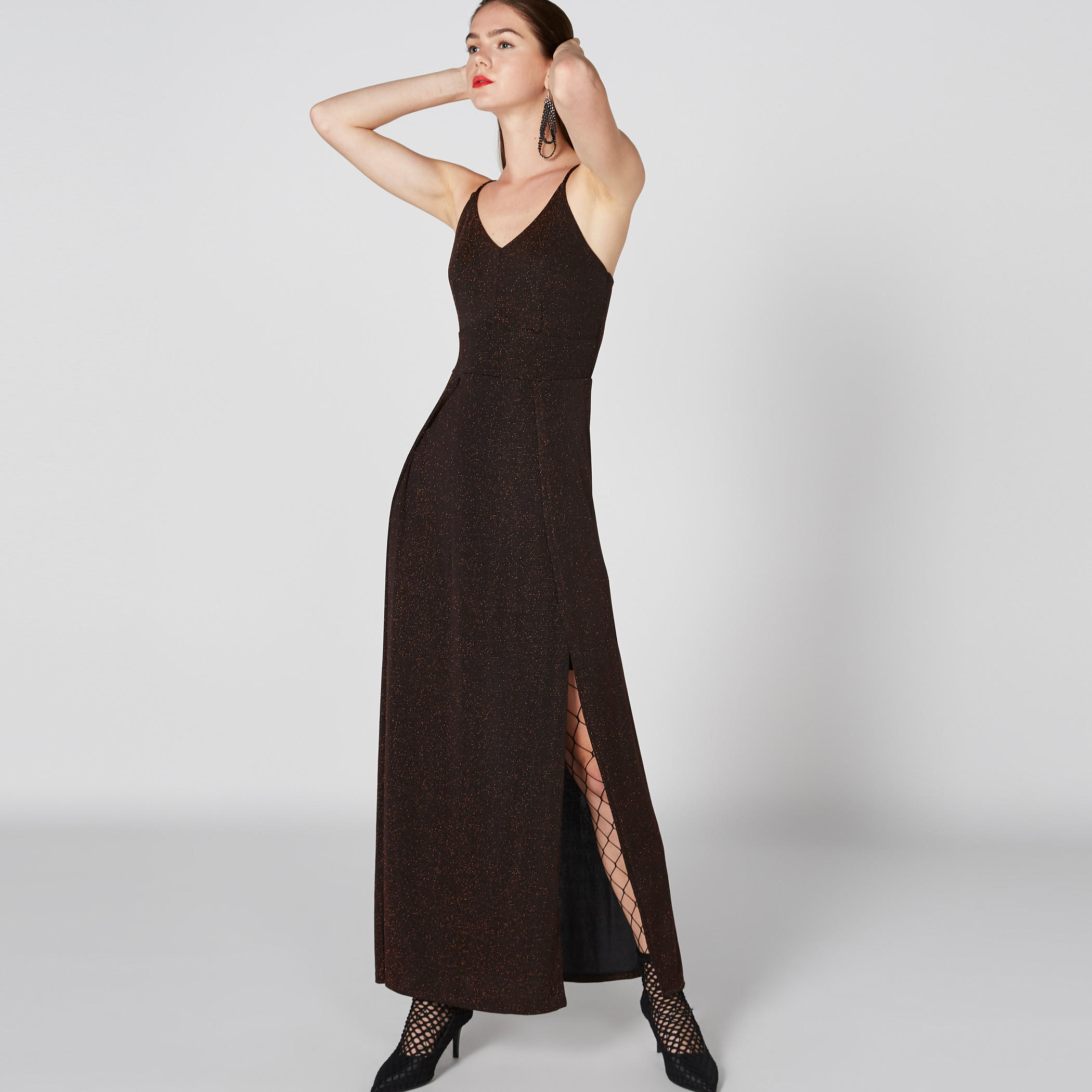 فستان بارز الملمس طويل بحمّالات رفيعة وفتحات جانبية-women-clothing-dresses-image-2