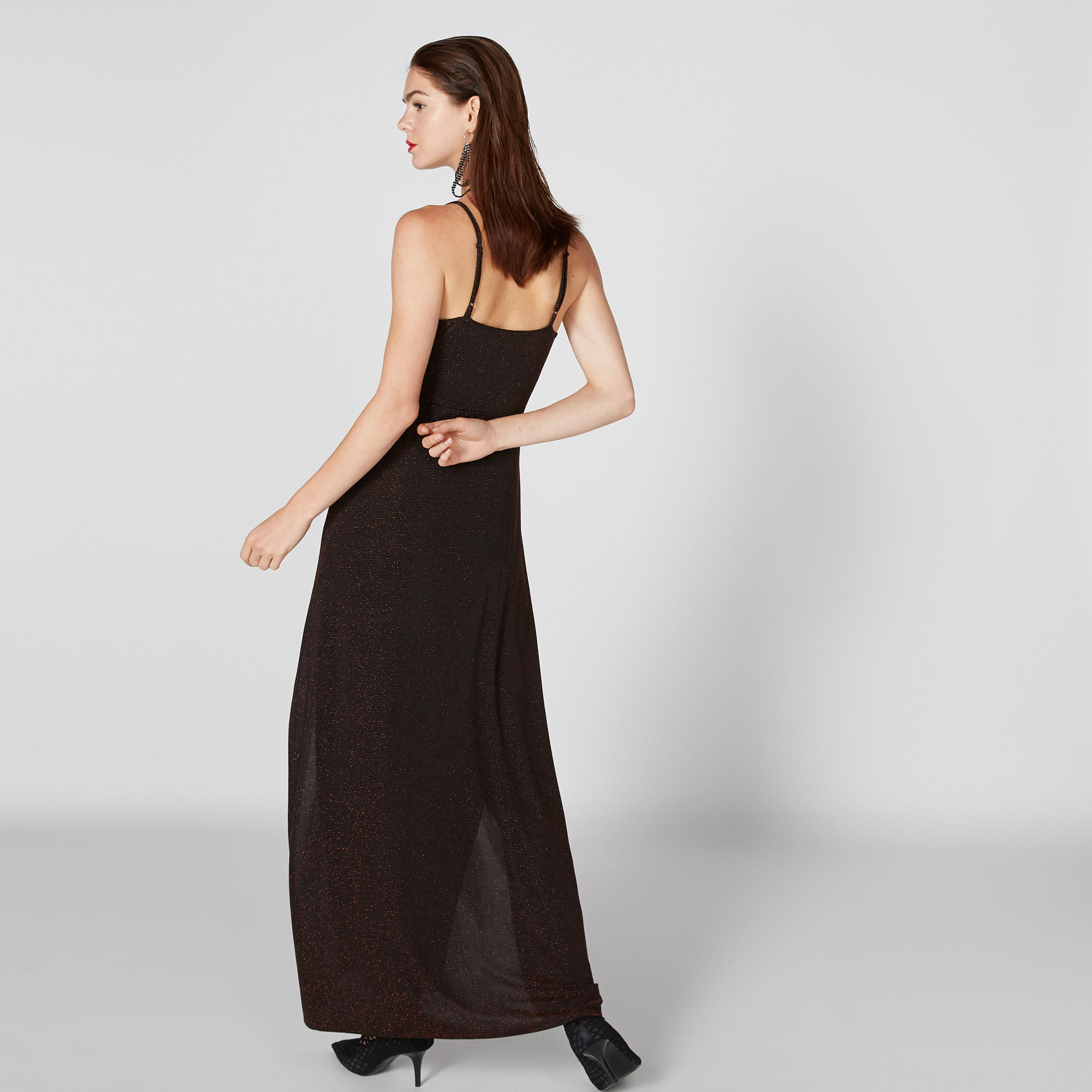 فستان بارز الملمس طويل بحمّالات رفيعة وفتحات جانبية-women-clothing-dresses-image-3