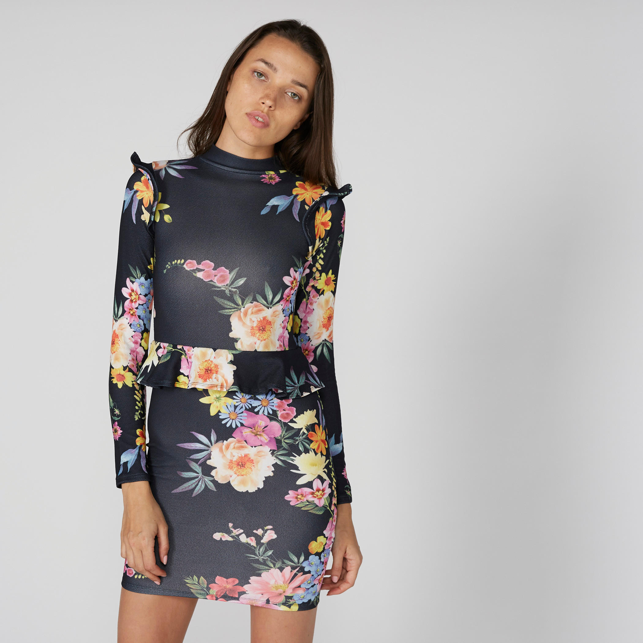 فستان قصير بقصّة ضيقة وطبعات مع أكمام طويلة-women-clothing-dresses-image-1