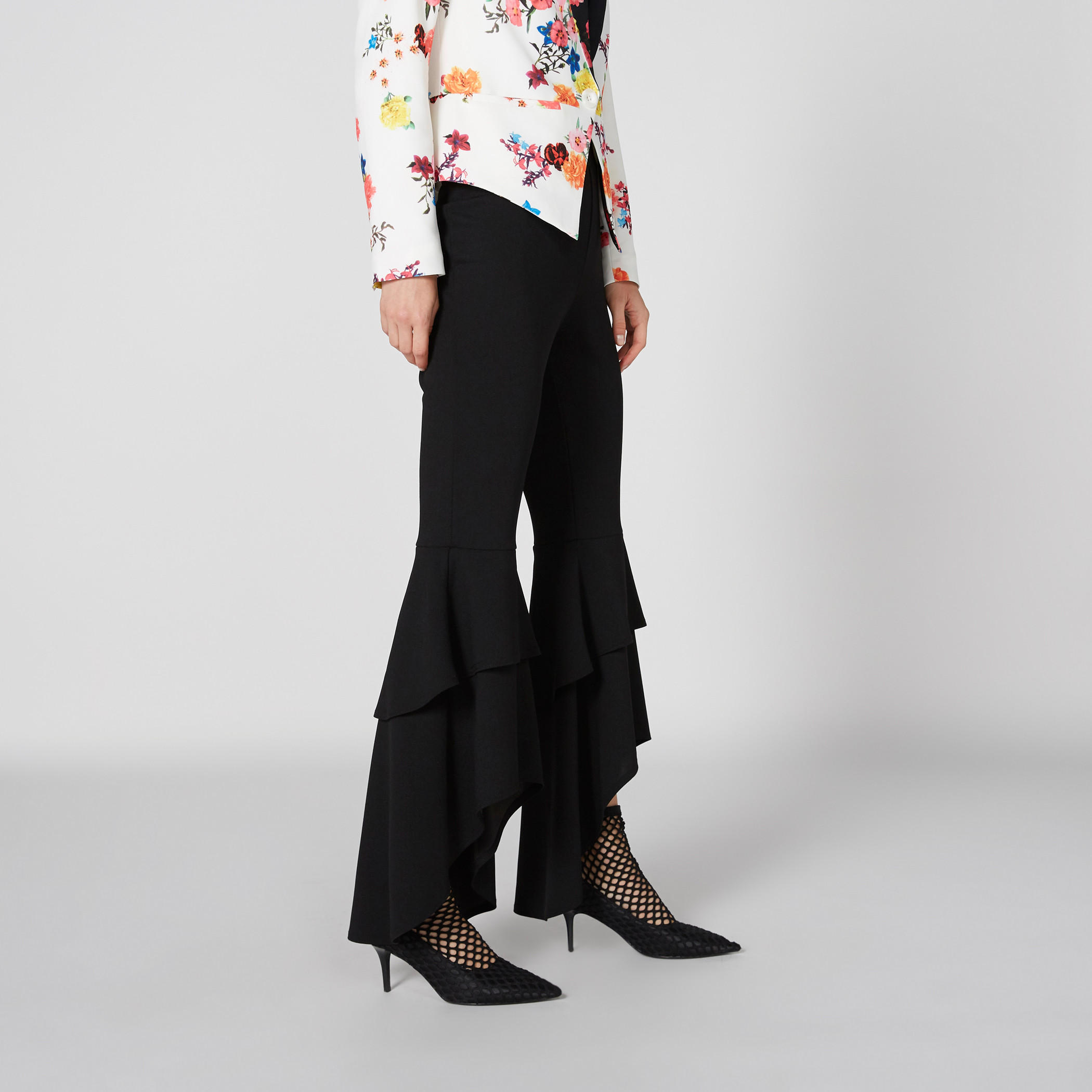 بنطال طويل بخصر مطّاطي وتفاصيل كشكش-women-clothing-bottoms-trousers-image-2
