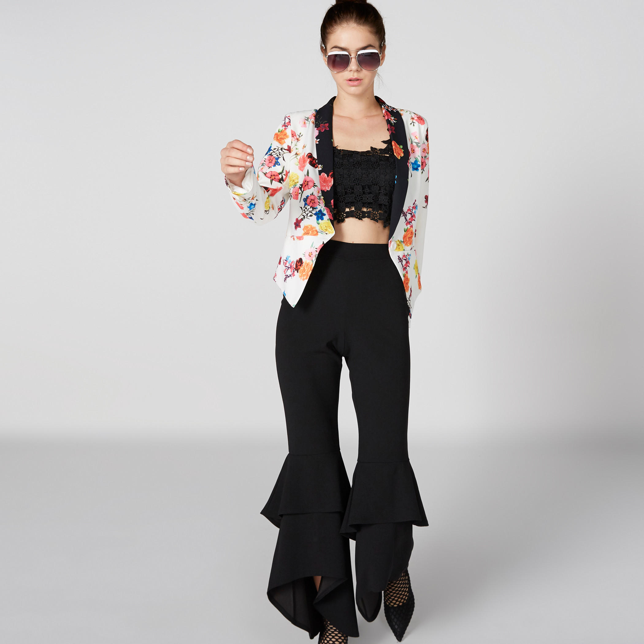 بنطال طويل بخصر مطّاطي وتفاصيل كشكش-women-clothing-bottoms-trousers-image-5