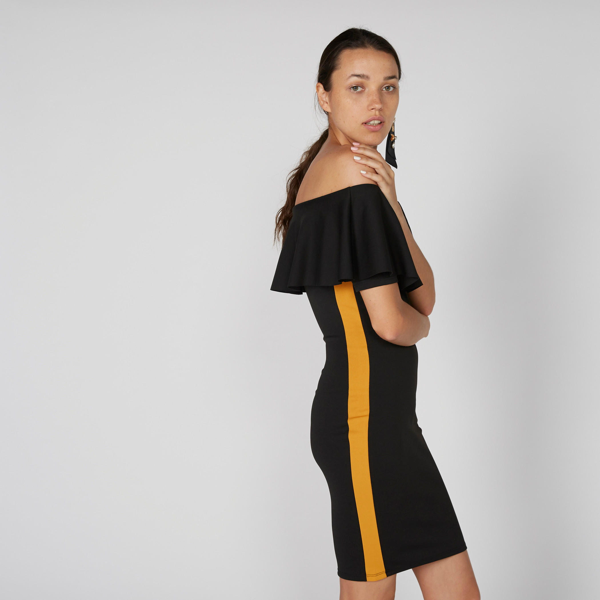 فستان متوسط الطول ومكشوف الأكتاف-women-clothing-dresses-image-3