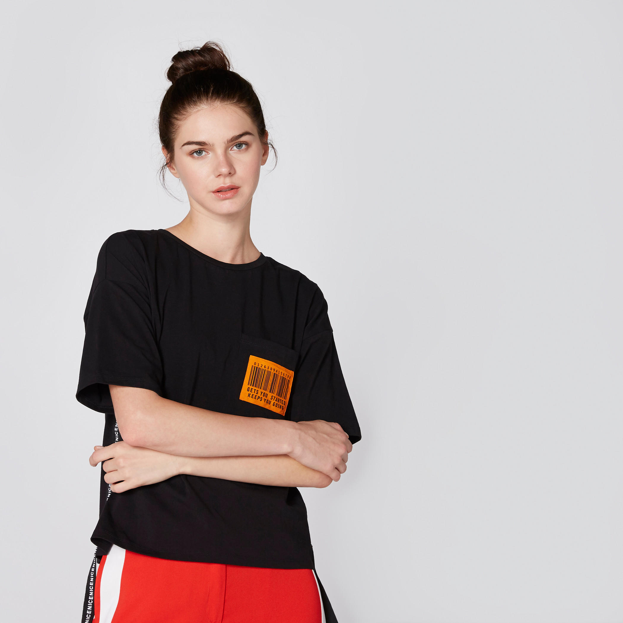تيشيرت بأكمام قصيرة وطبعات-women-clothing-tshirts-image-1