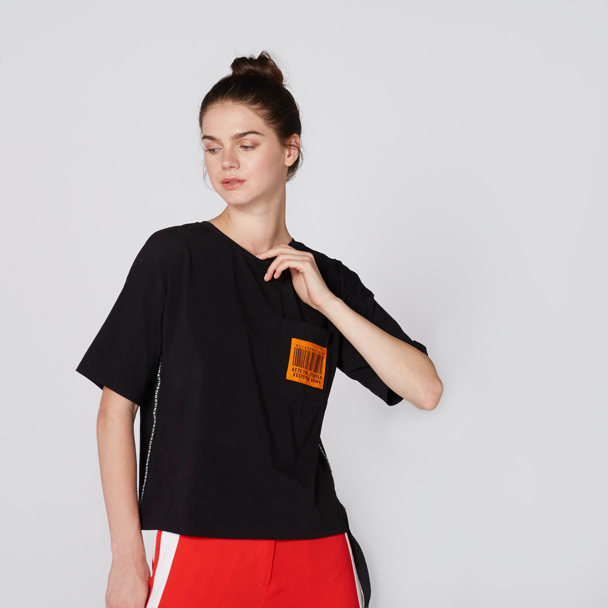 تيشيرت بأكمام قصيرة وطبعات-women-clothing-tshirts-image-3