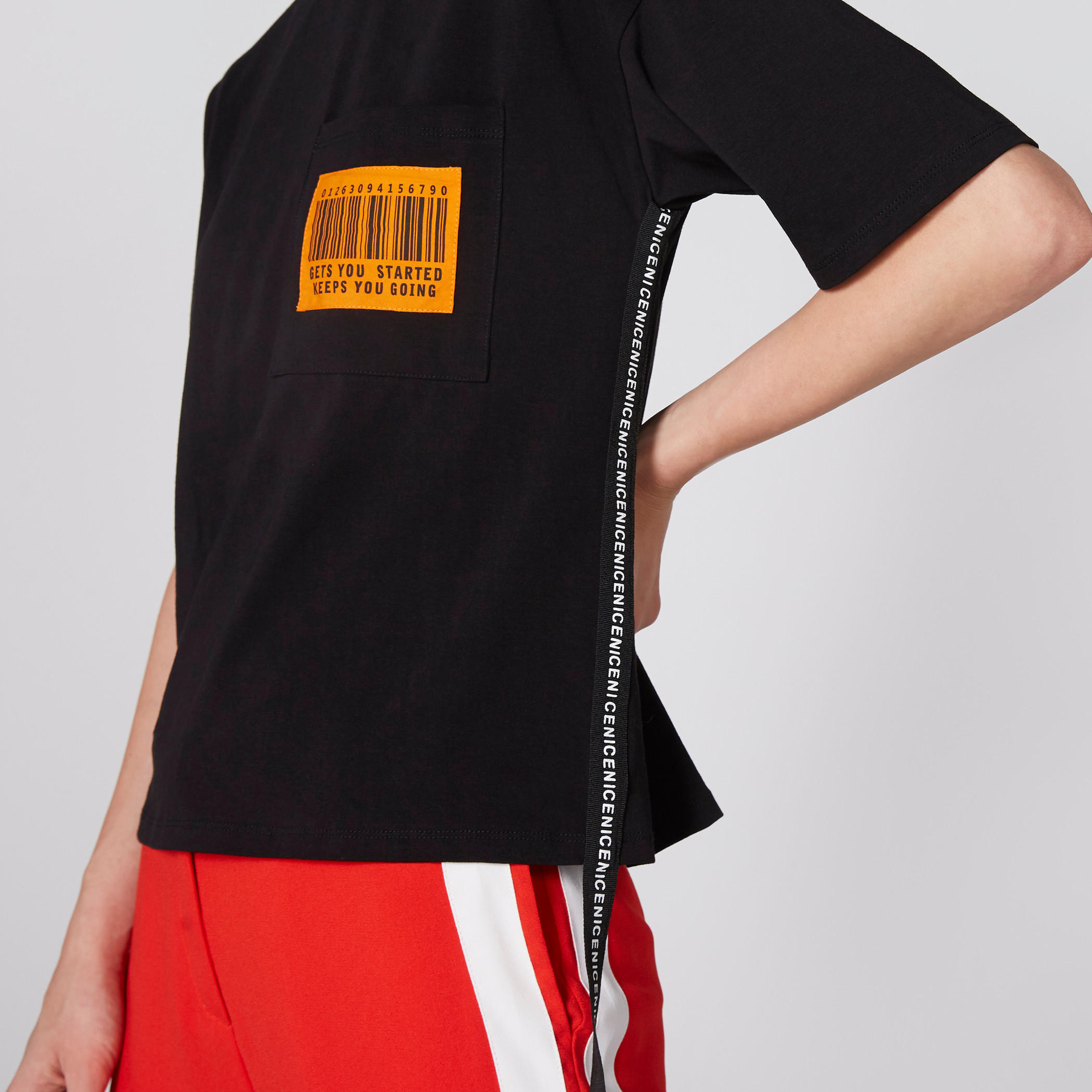 تيشيرت بأكمام قصيرة وطبعات-women-clothing-tshirts-image-5