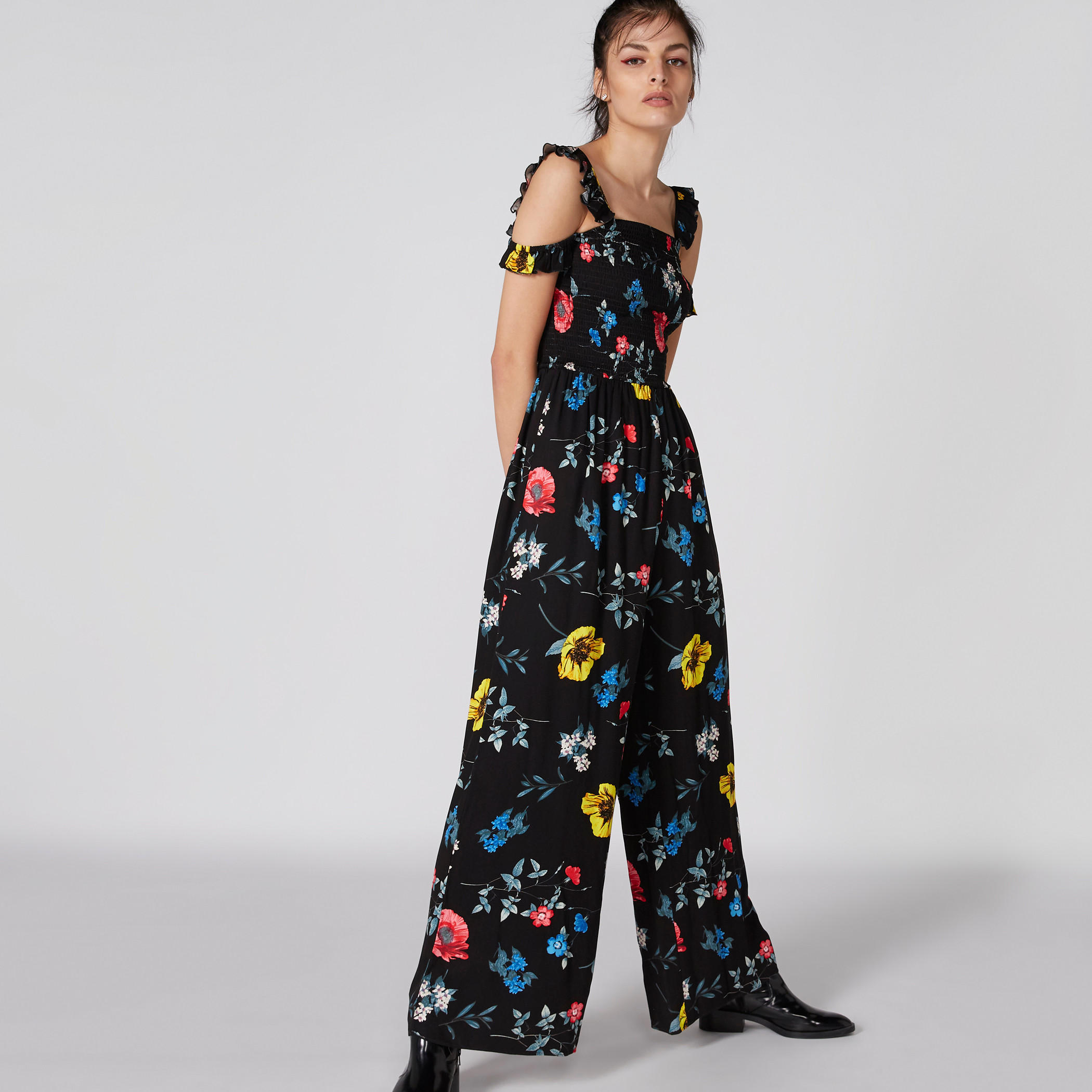 أفرول بدرزات وطبعات أزهار-women-clothing-jumpsuits-image-1