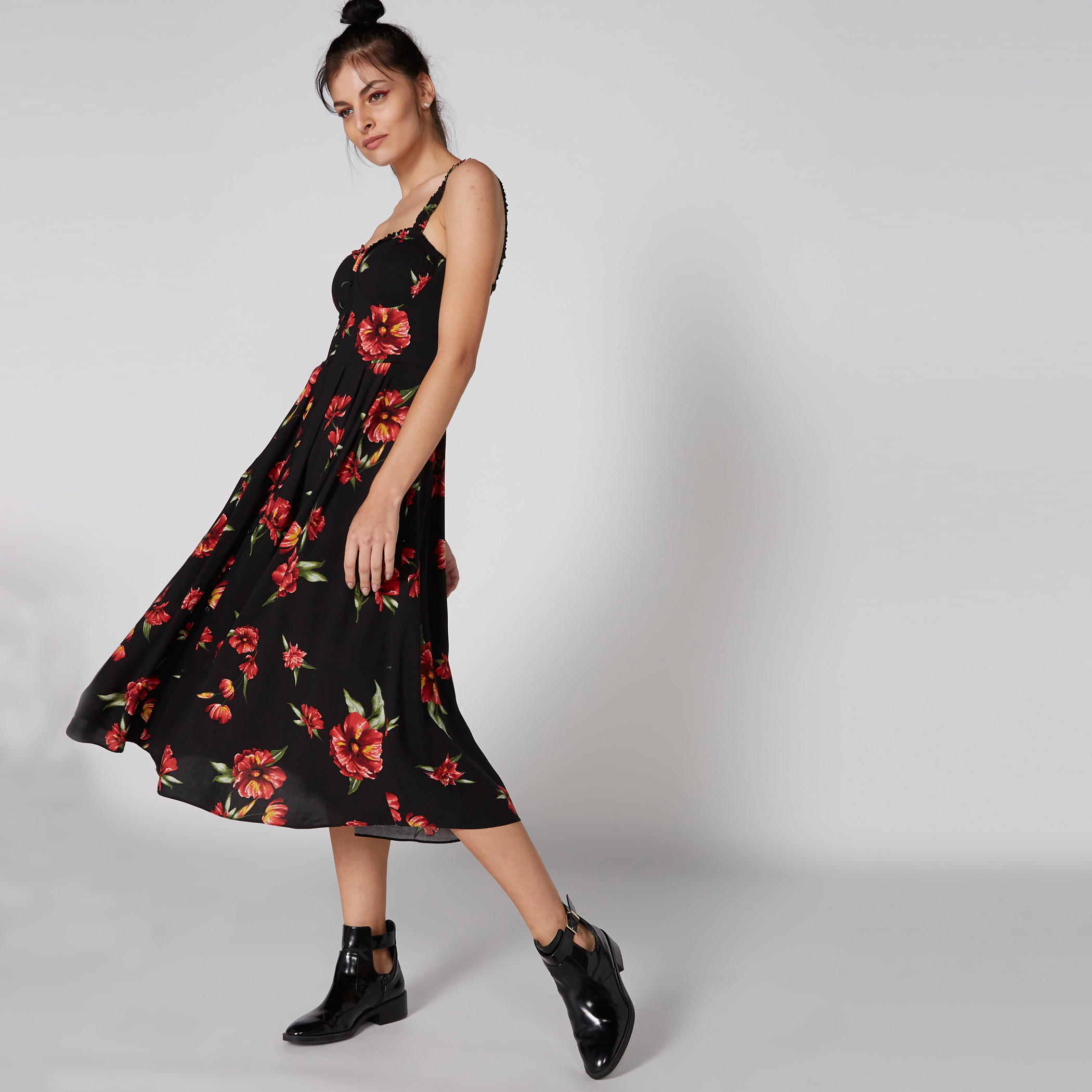 فستان متوسط الطول بأزرار وطبعات أزهار-women-clothing-dresses-image-1