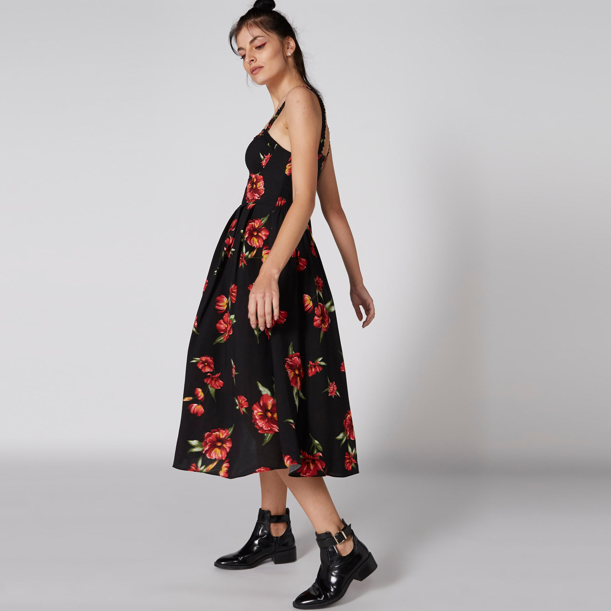 فستان متوسط الطول بأزرار وطبعات أزهار-women-clothing-dresses-image-3