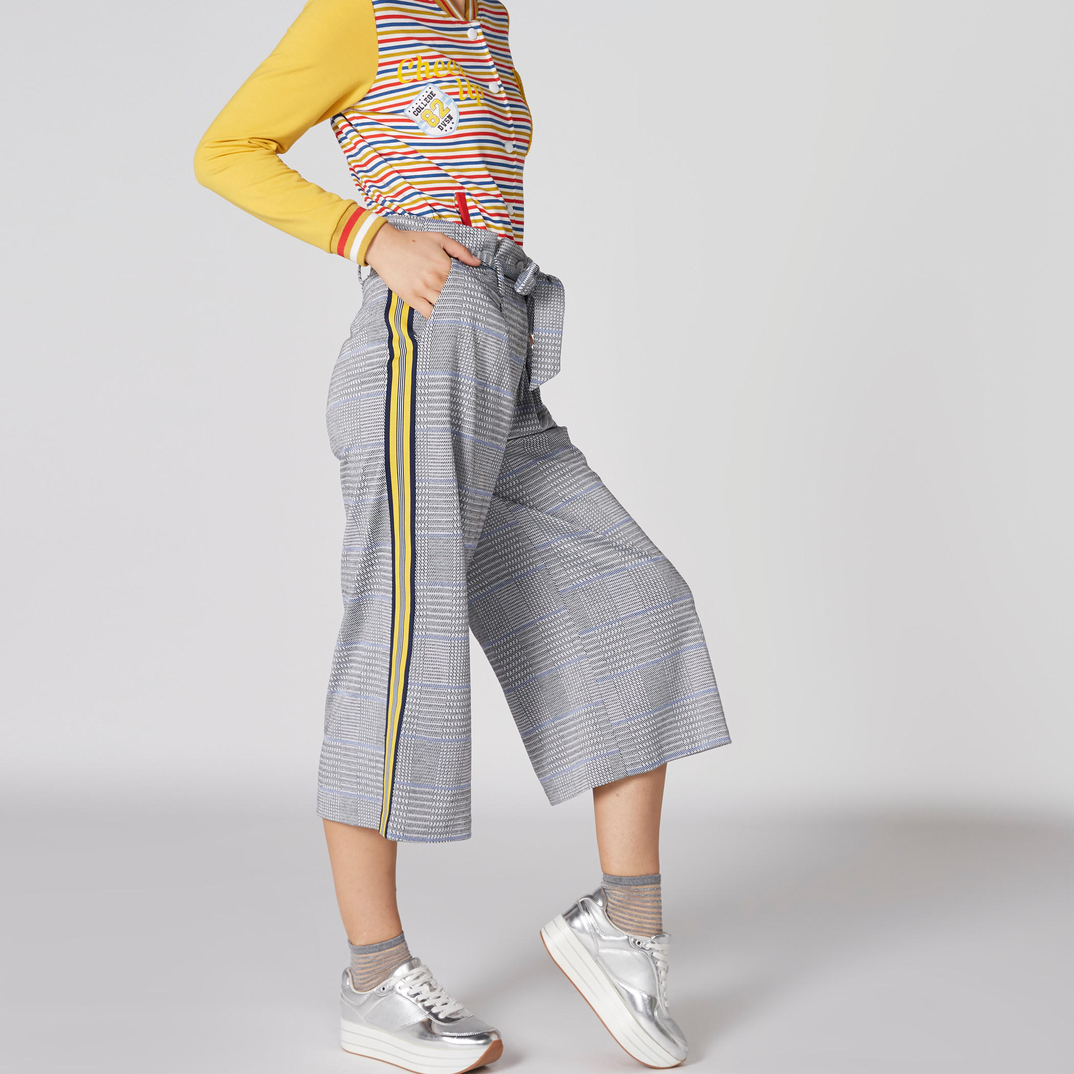 بنطال واسع الساقين كاروهات برباط-women-clothing-bottoms-trousers-image-4