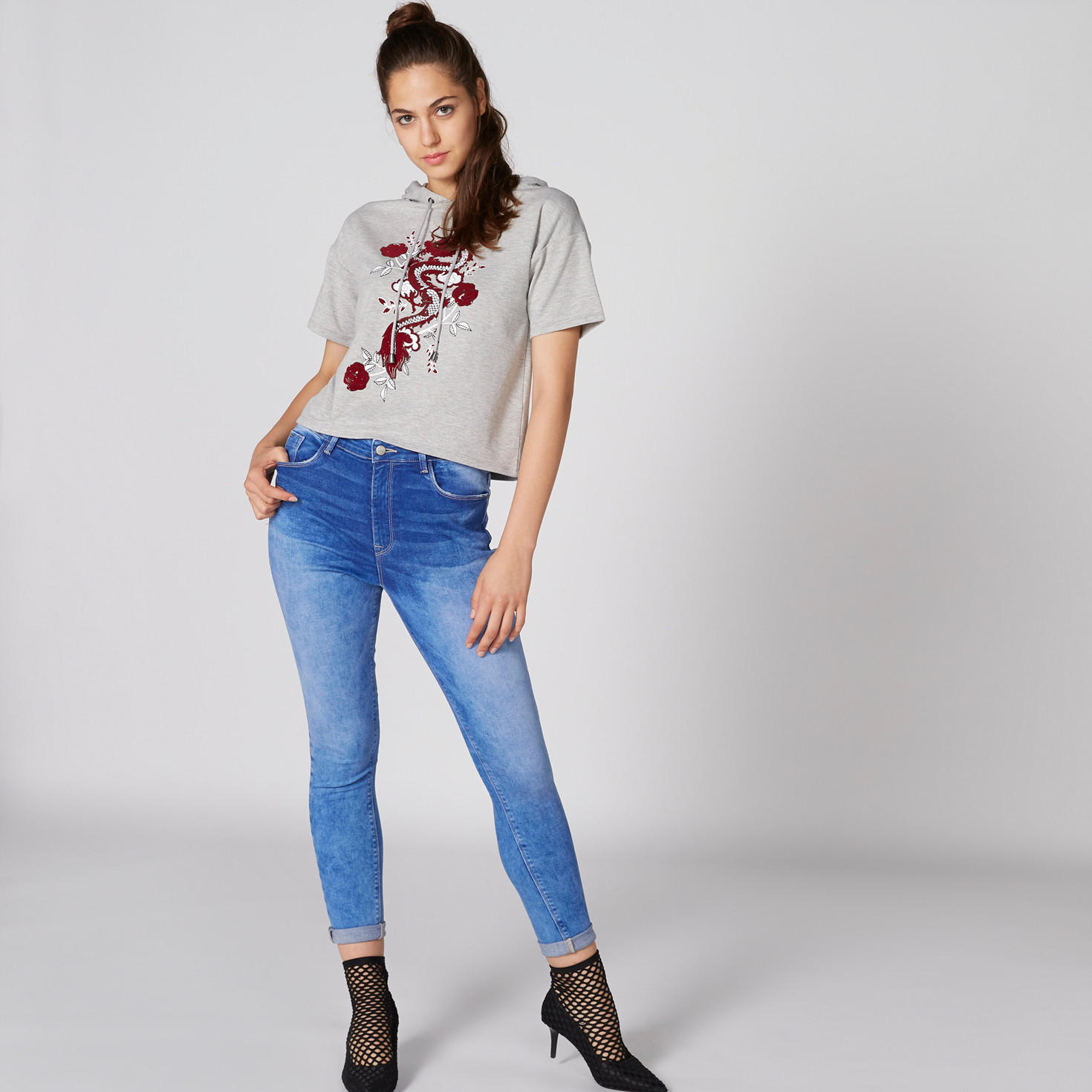 تيشيرت بأكمام قصيرة وطبعات مع قبعة-women-clothing-tshirts-image-1