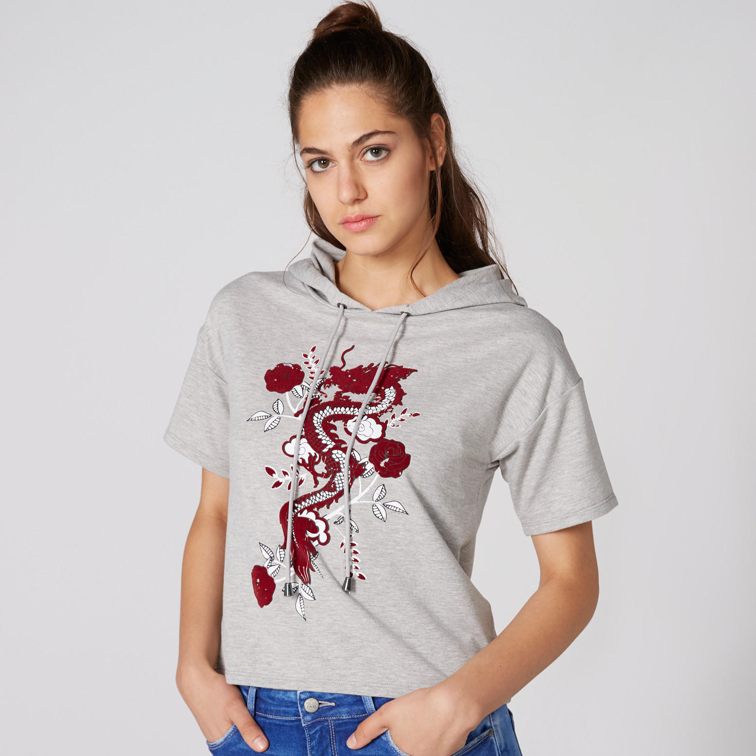 تيشيرت بأكمام قصيرة وطبعات مع قبعة-women-clothing-tshirts-image-3