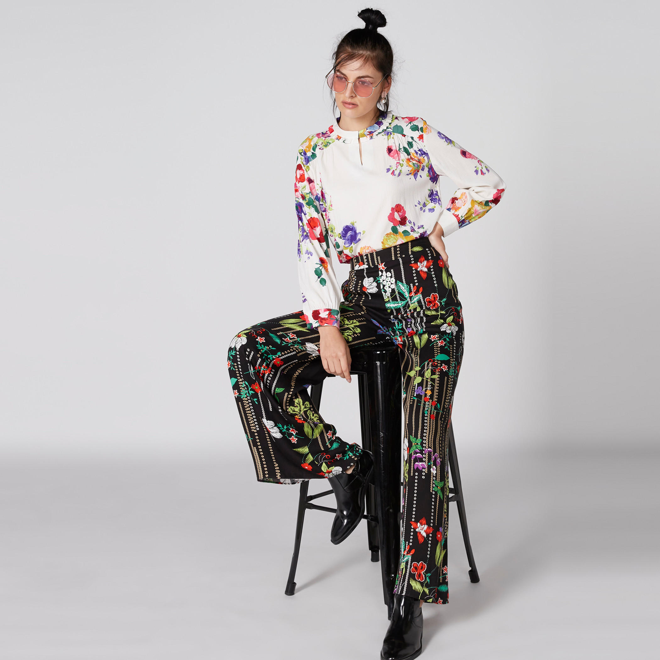 بنطال بالازو بخصر مطّاطي وطبعات أزهار-women-clothing-bottoms-trousers-image-1