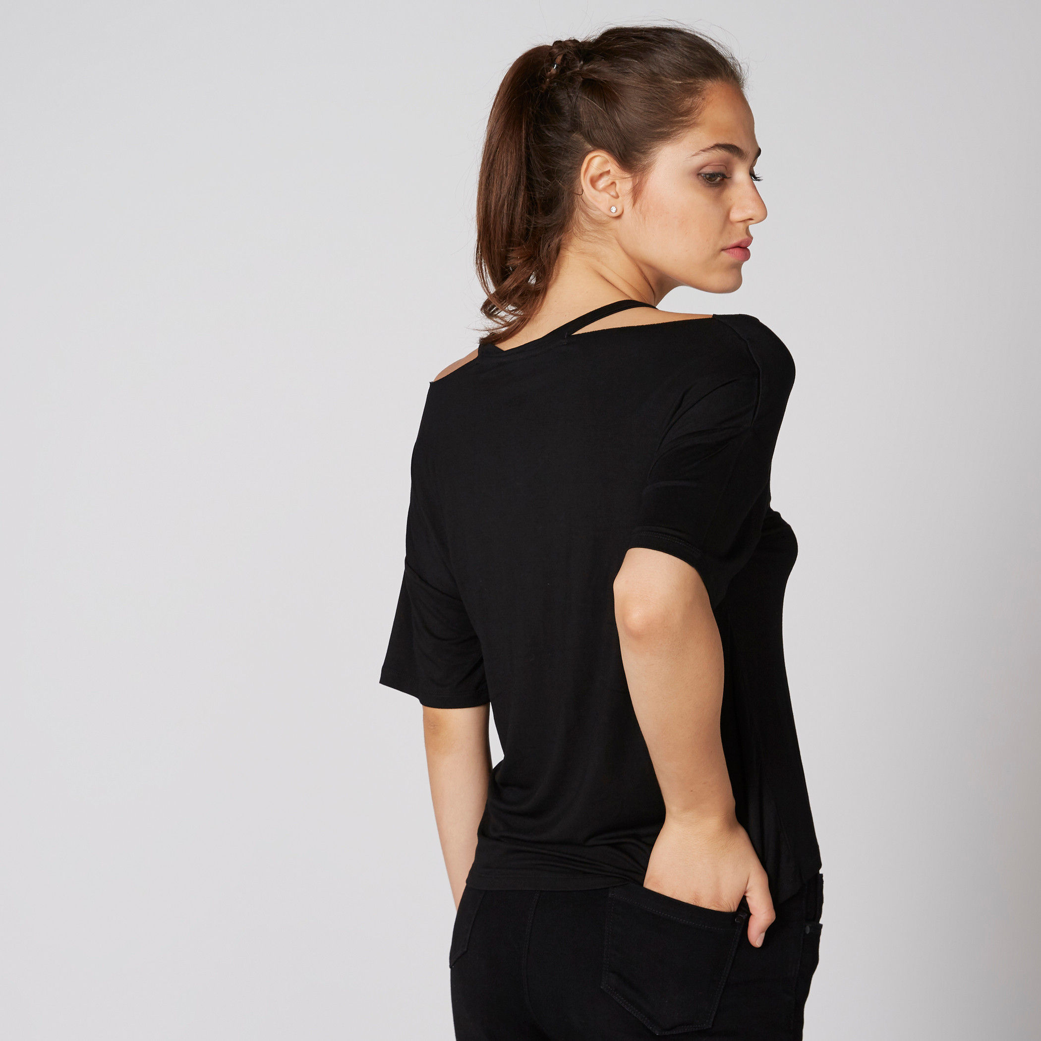 بلوزة بياقة سويت هارت وأكمام قصيرة وطبعات-women-clothing-tshirts-image-2