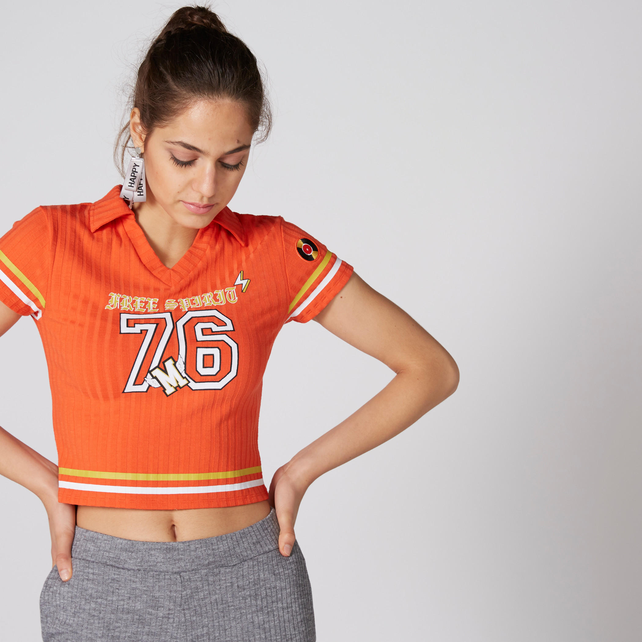 تيشيرت قصير بطبعة وأكمام قصيرة-women-clothing-tshirts-image-3