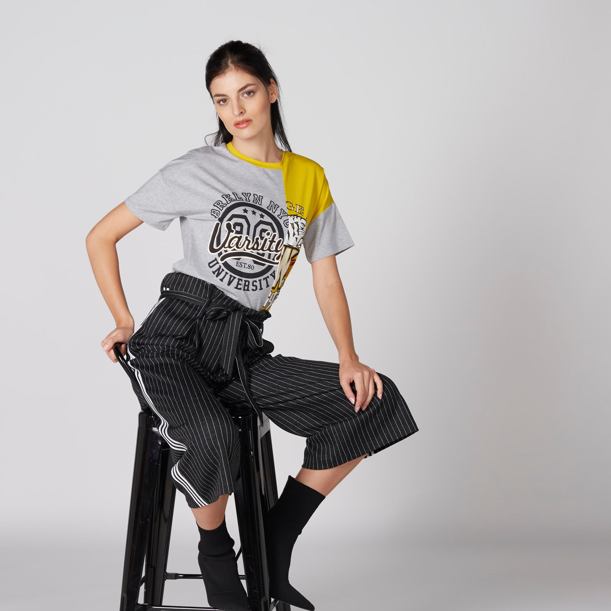تيشيرت فضفاض بياقة مستديرة وطبعات-women-clothing-tshirts-image-3