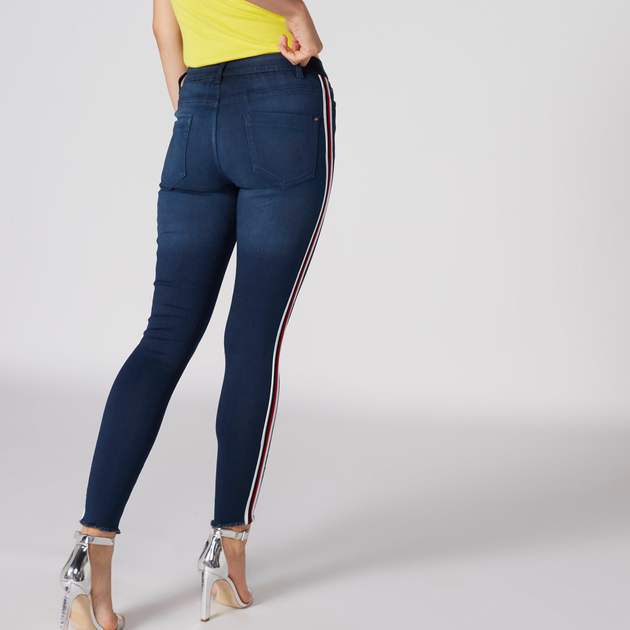 بنطال جينز طويل بزر إغلاق-women-clothing-bottoms-jeans-image-2