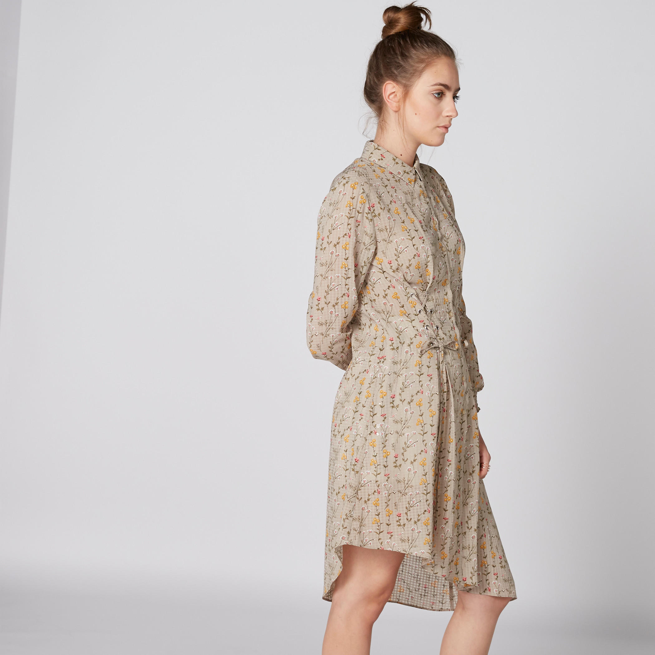 فستان قميص بأكمام طويلة وحوّاف غير مستويّة وطبعات-women-clothing-dresses-image-3