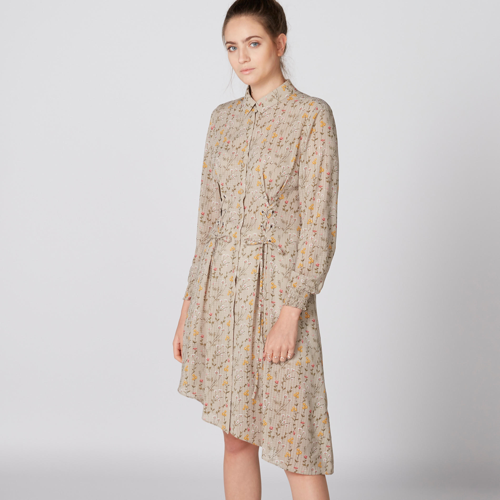 فستان قميص بأكمام طويلة وحوّاف غير مستويّة وطبعات-women-clothing-dresses-image-4