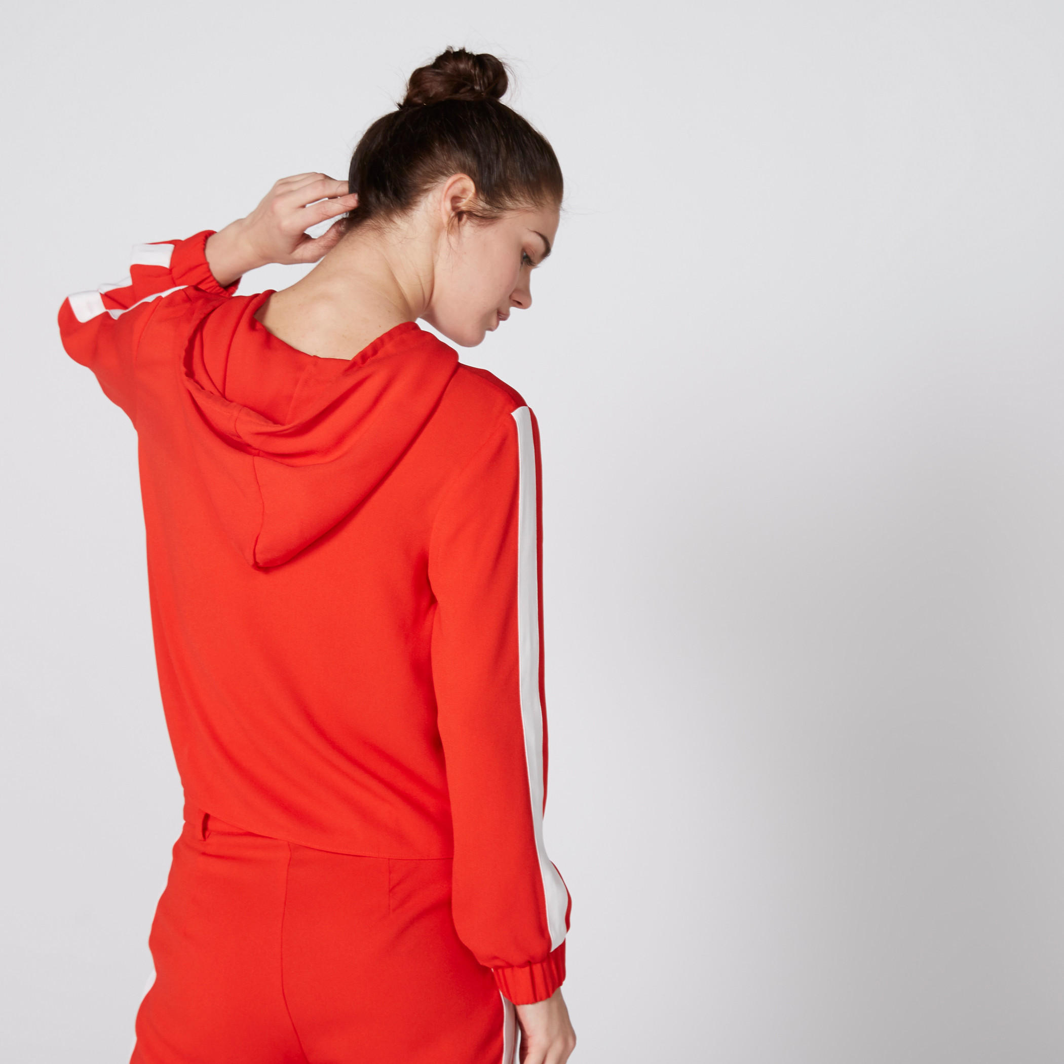 تيشيرت بأكمام طويلة وقبعة-women-clothing-tshirts-image-4