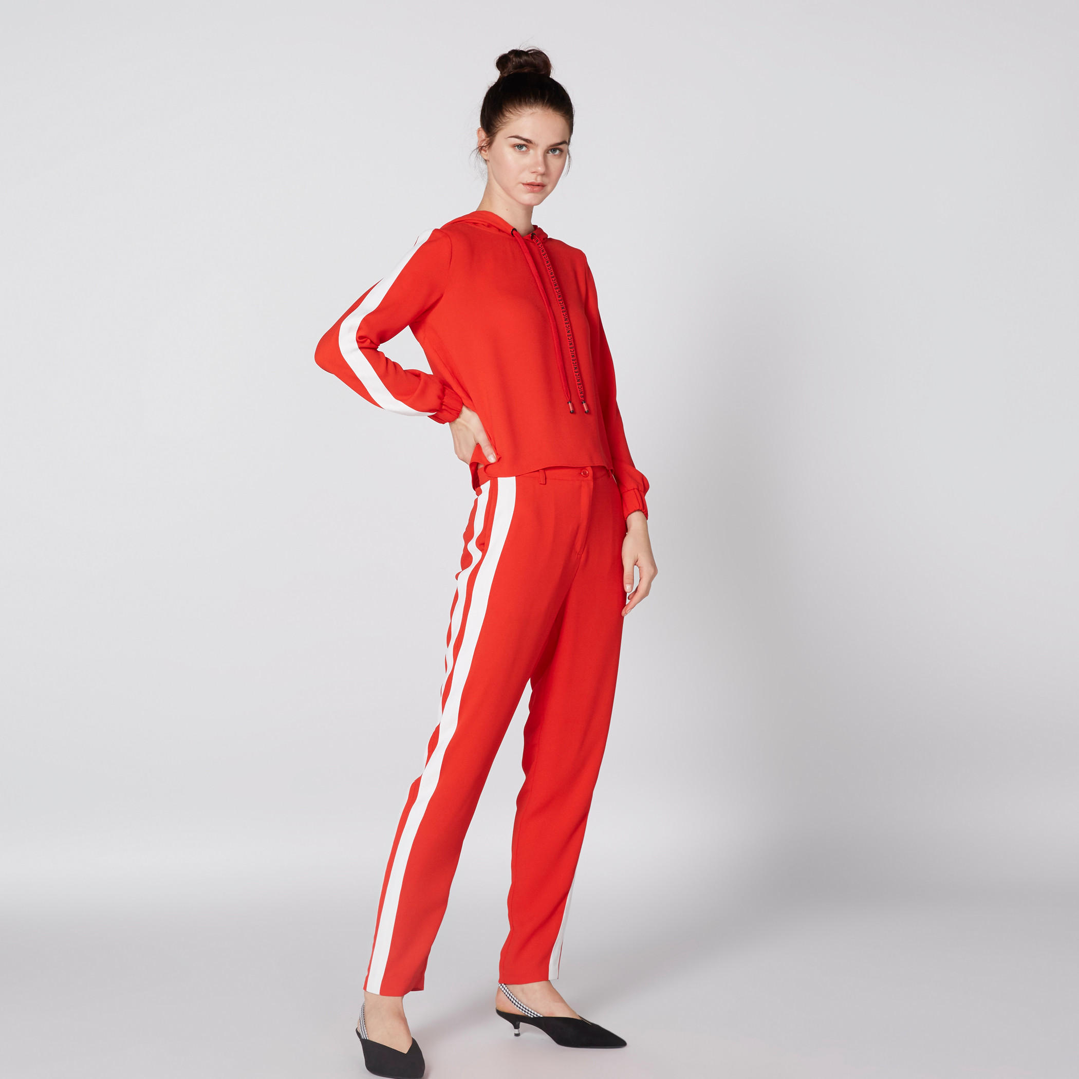 تيشيرت بأكمام طويلة وقبعة-women-clothing-tshirts-image-5