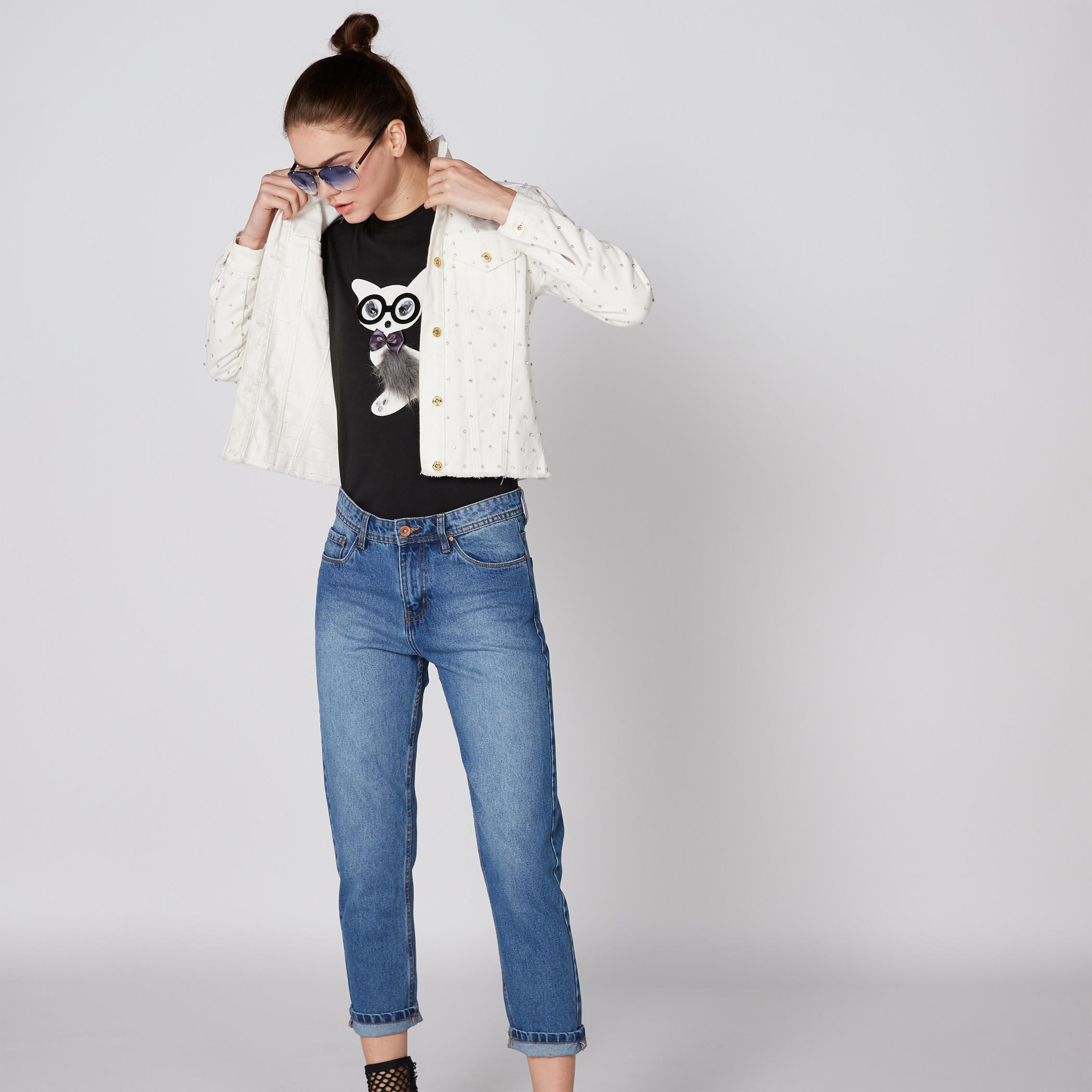 تيشيرت بياقة مستديرة وأكمام قصيرة وطبعات-women-clothing-tshirts-image-3