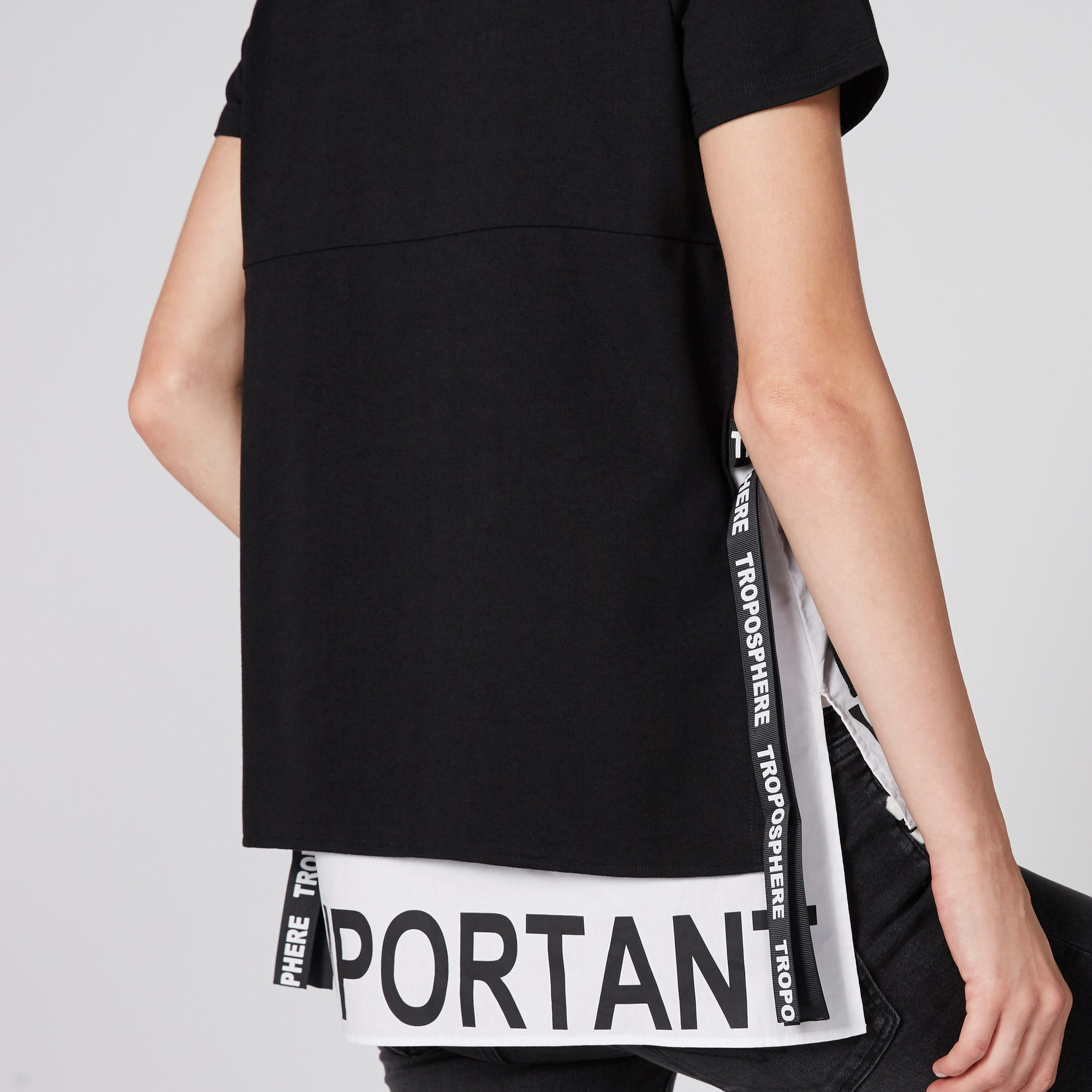 تيشيرت بياقة مستديرة وأكمام قصيرة وطبعات-women-clothing-tshirts-image-5