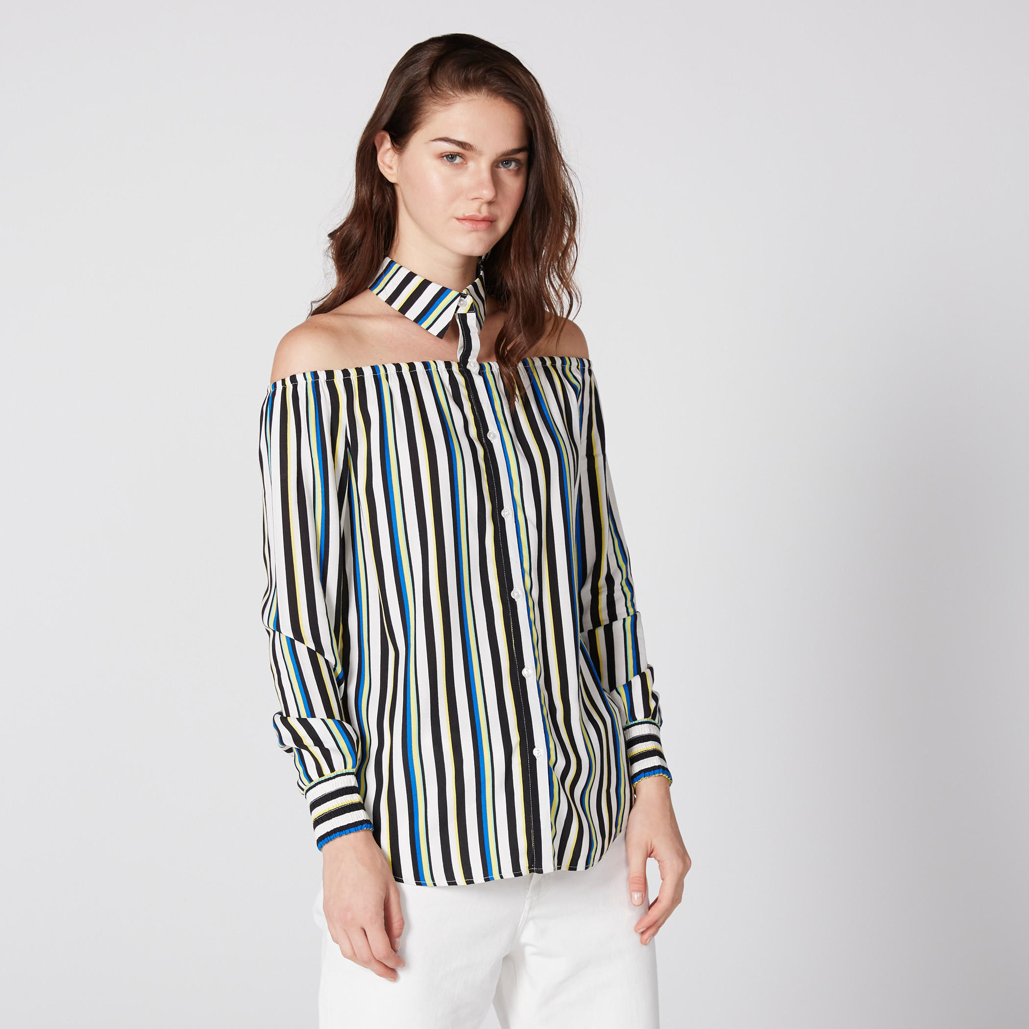 بلوزة مقلّمة بياقة طوق وأكمام طويلة وأزرار-women-clothing-shirtsandblouses-blouses-image-3