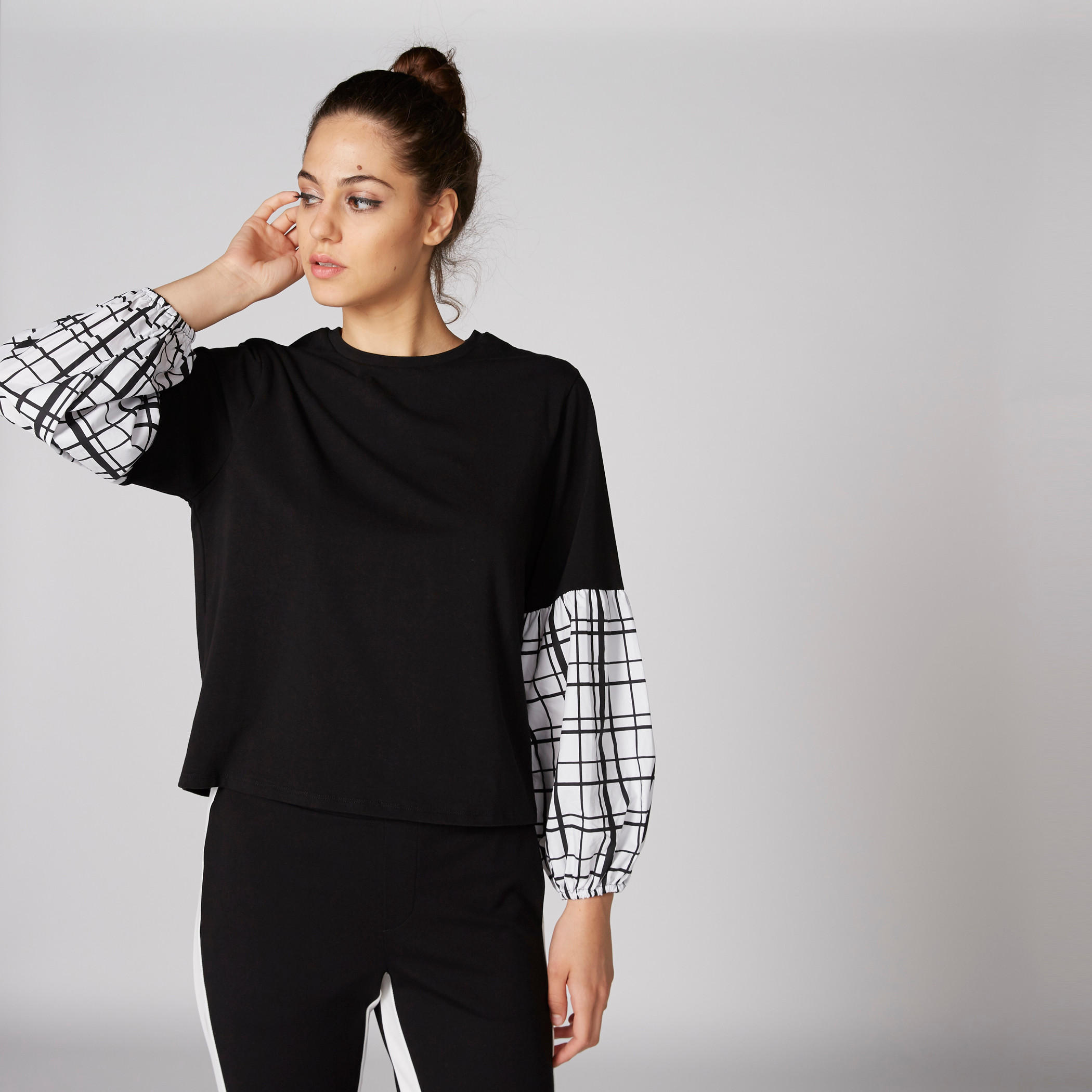 بلوزة كاروهات بياقة مستديرة وأكمام طويلة-women-clothing-shirtsandblouses-blouses-image-3