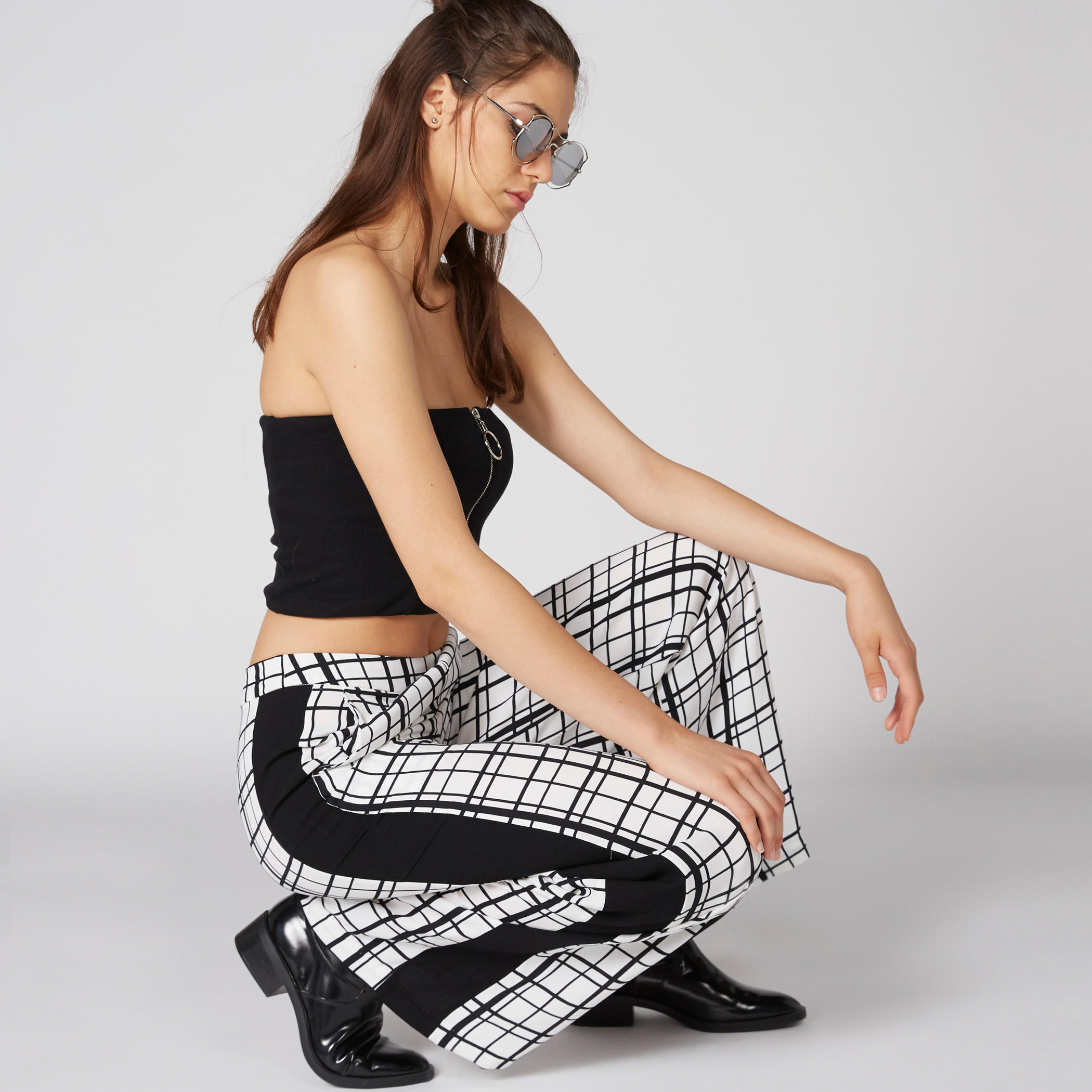 بنطال بالازو كاروهات بخصر مطّاطي وجيوب-women-clothing-bottoms-trousers-image-1