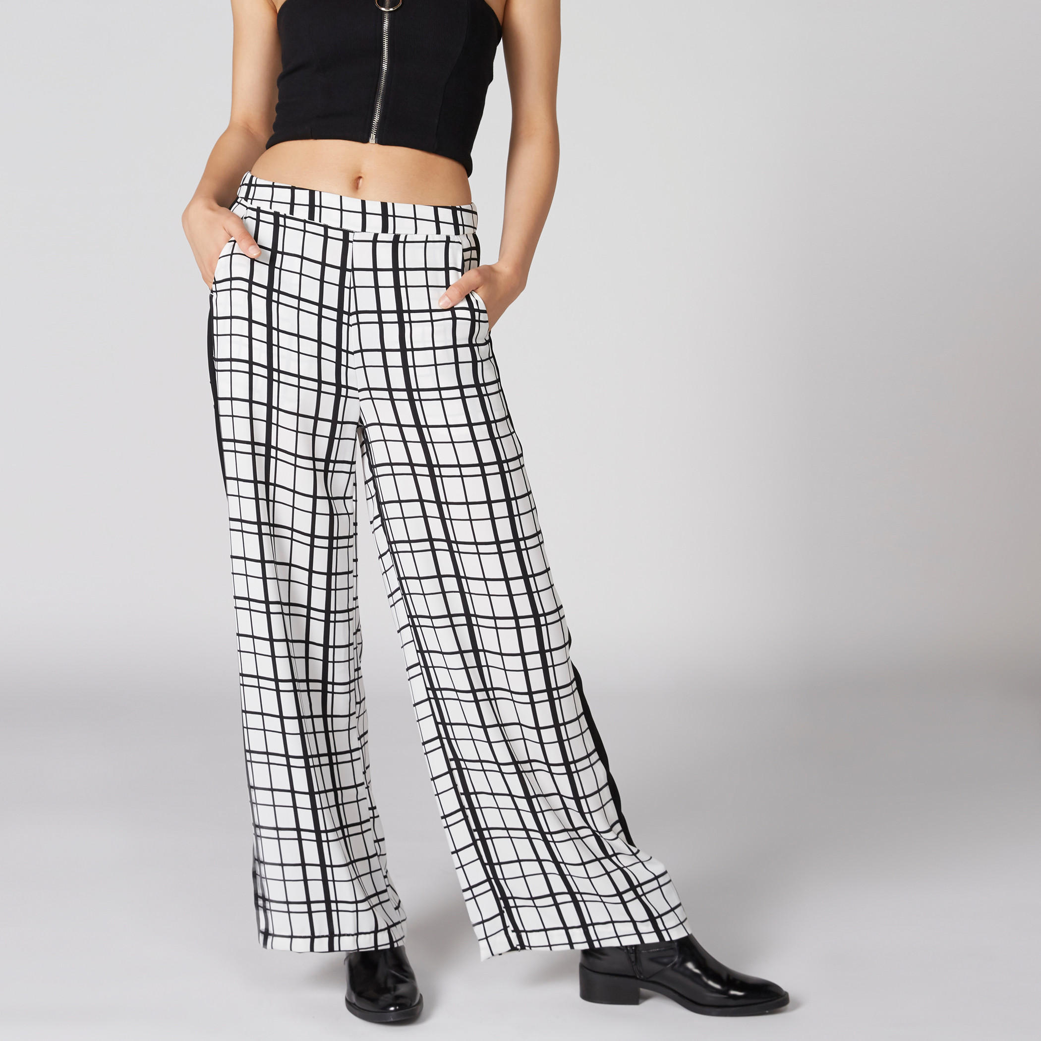 بنطال بالازو كاروهات بخصر مطّاطي وجيوب-women-clothing-bottoms-trousers-image-3