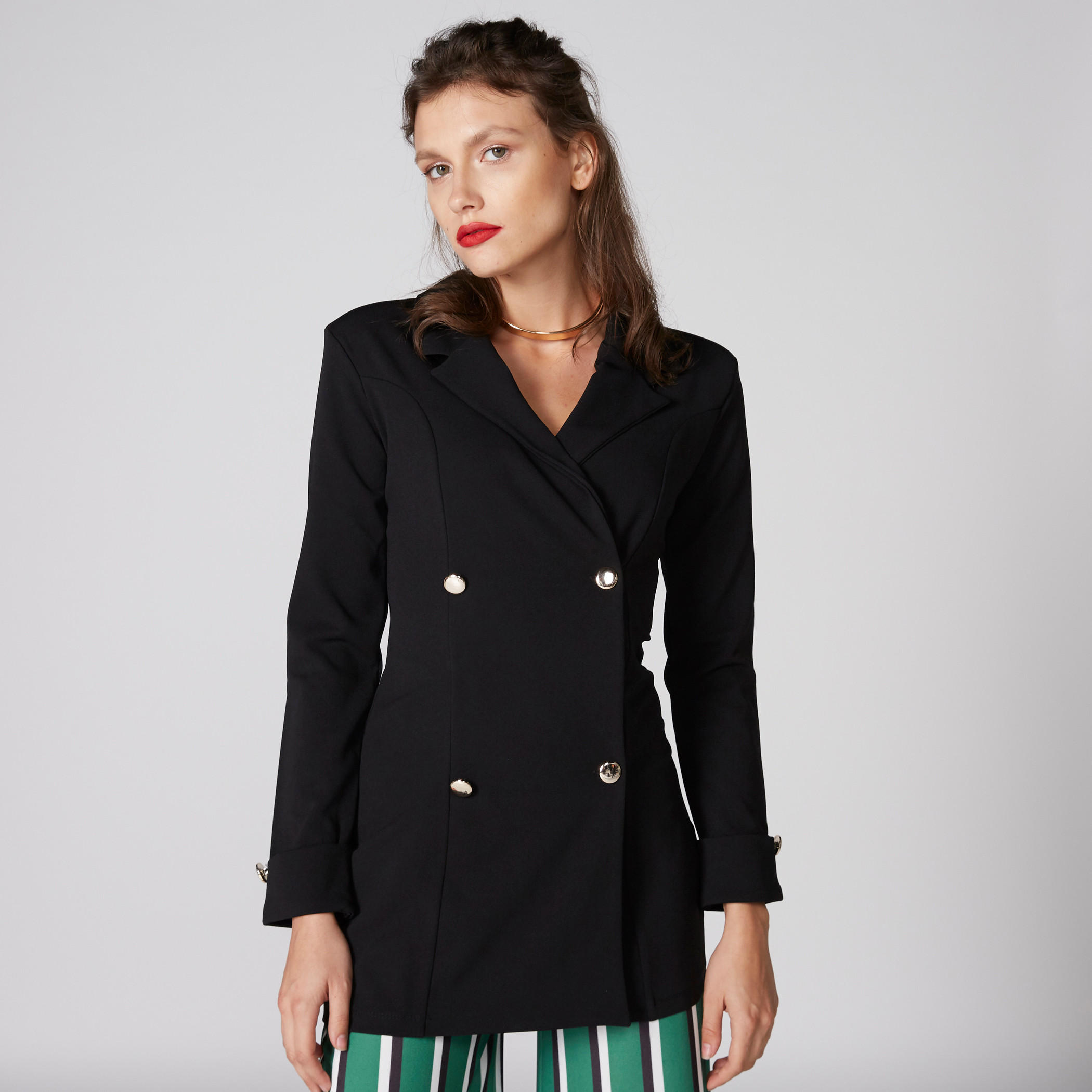 Long Sleeves Jacket with Button Closure-women-winterwear-coatsandjackets-jackets-image-3