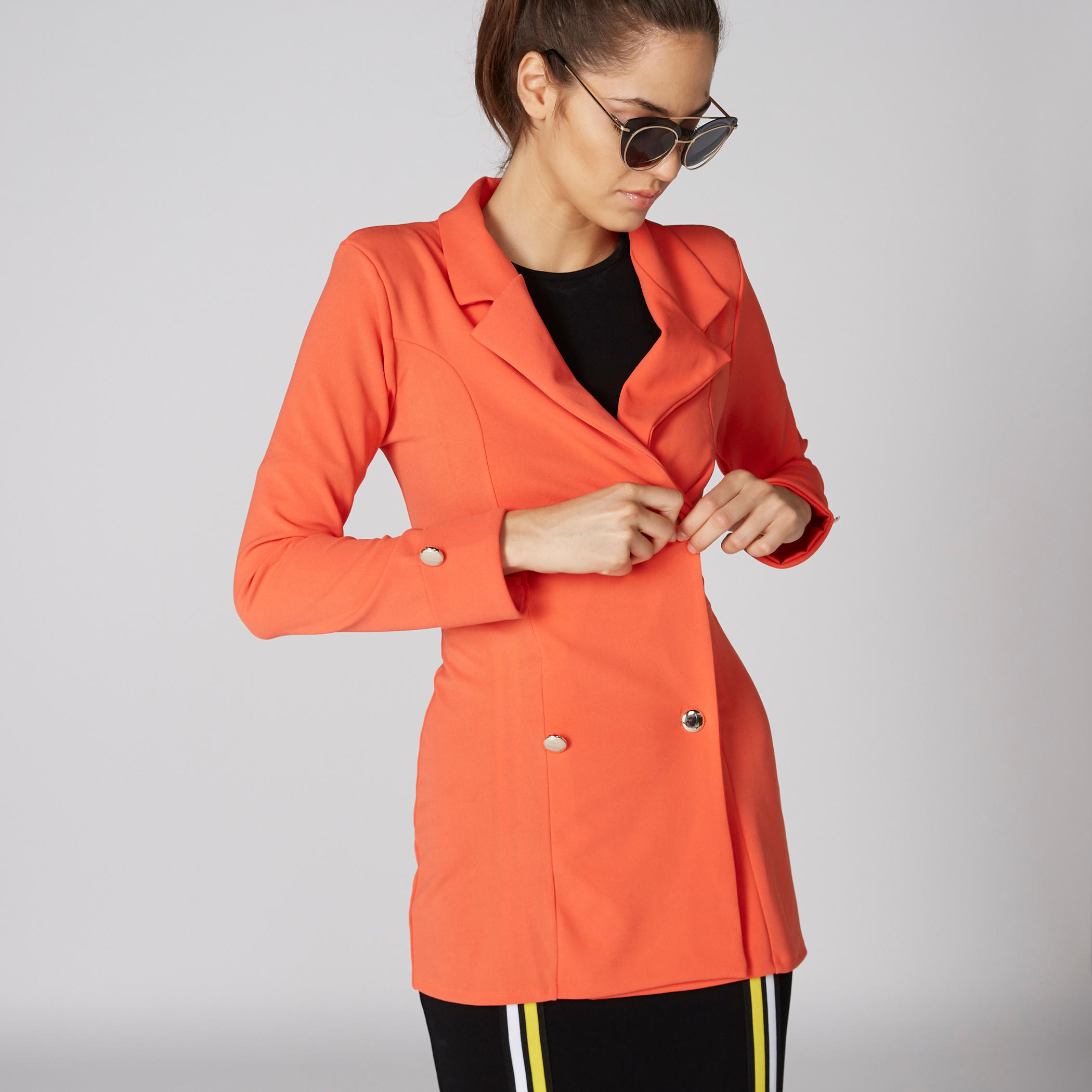 جاكيت ترينش بأكمام طويلة وأزرار-women-winterwear-coatsandjackets-jackets-image-1