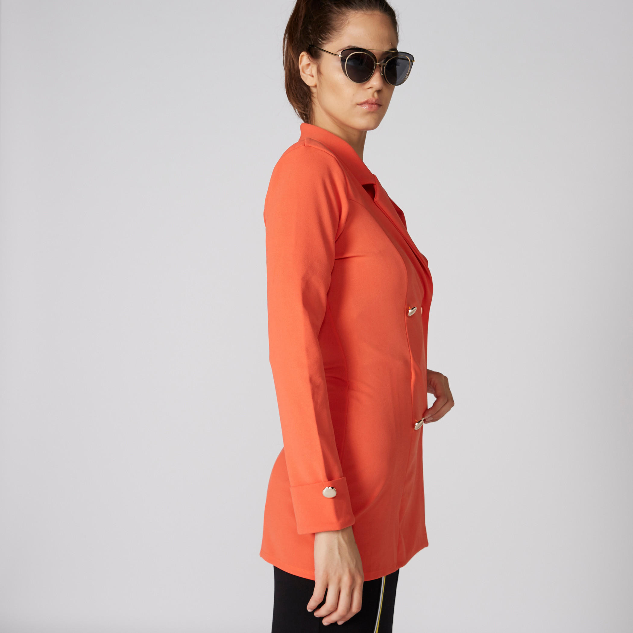 جاكيت ترينش بأكمام طويلة وأزرار-women-winterwear-coatsandjackets-jackets-image-5