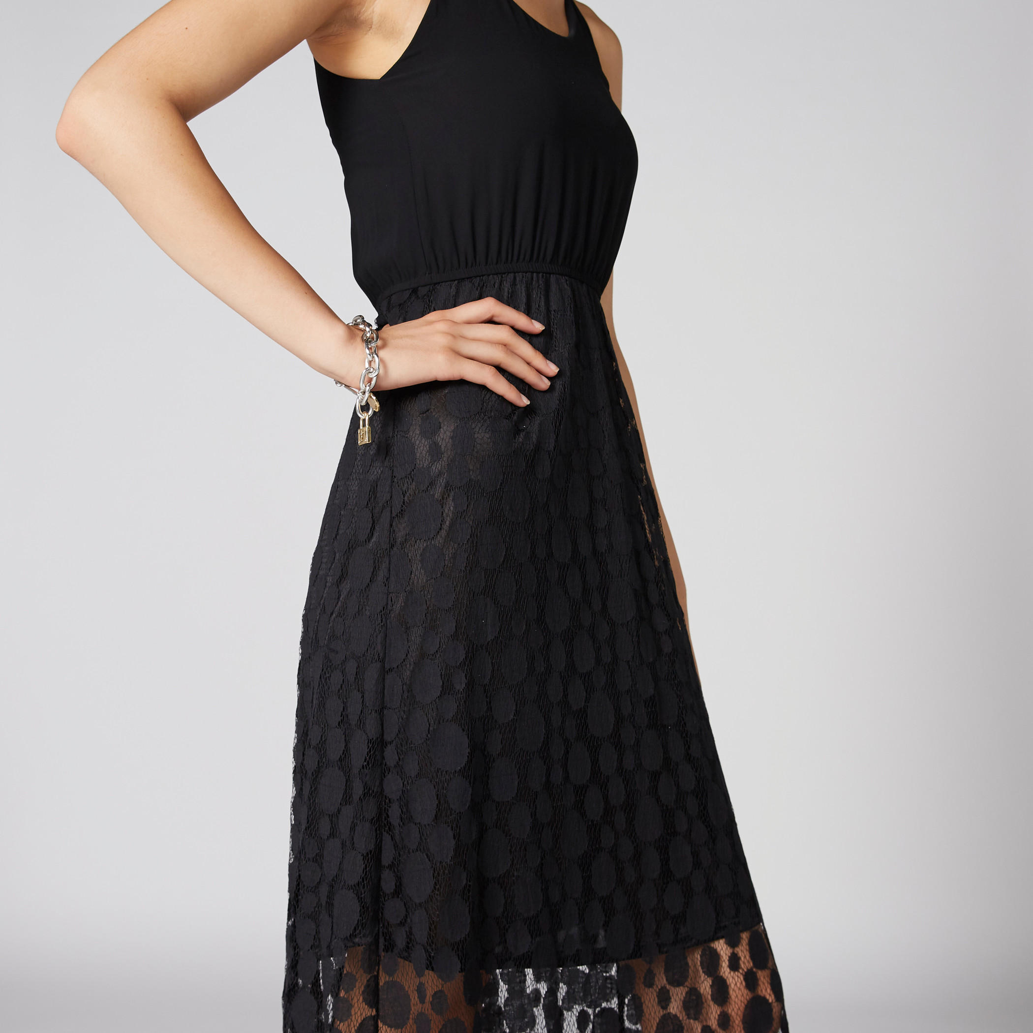 فستان طويل دون أكمام بتفاصيل دانتيل-women-clothing-dresses-image-5
