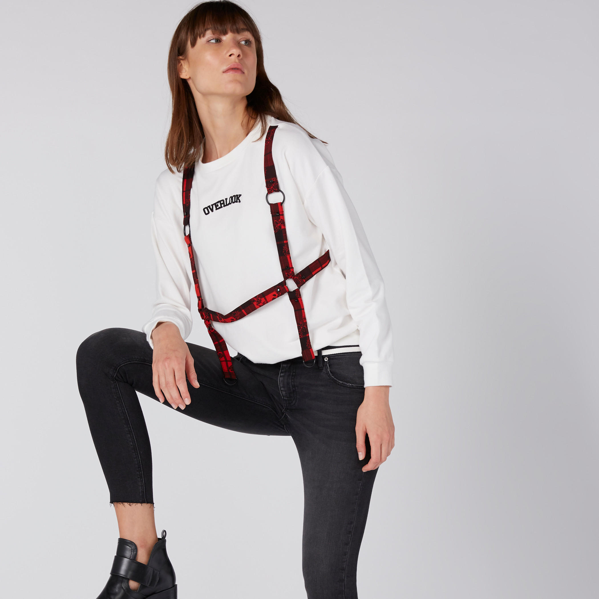 تيشيرت بطبعات وأكمام طويلة وحمالات-women-clothing-shirtsandblouses-shirts-image-1