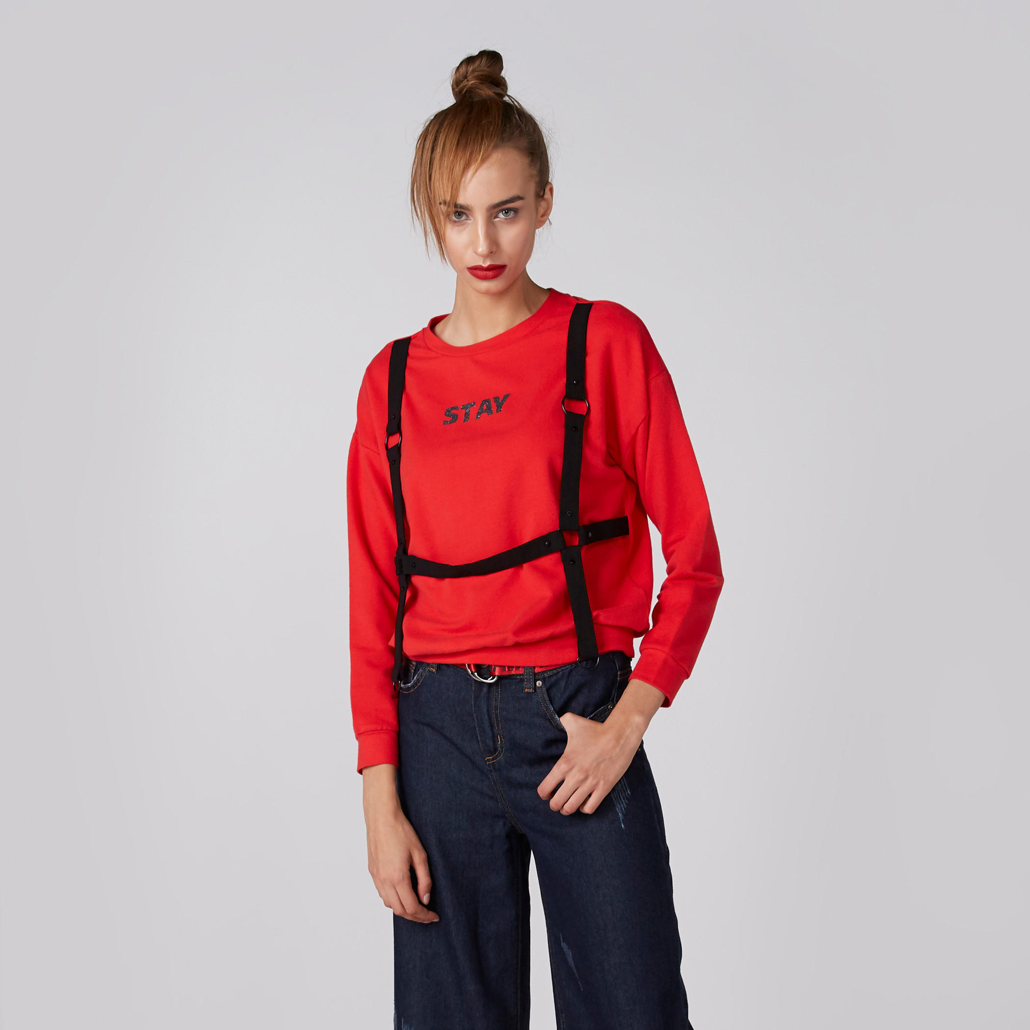 تيشيرت مزيّن بياقة مستديرة وأكمام طويلة-women-clothing-tshirts-image-1