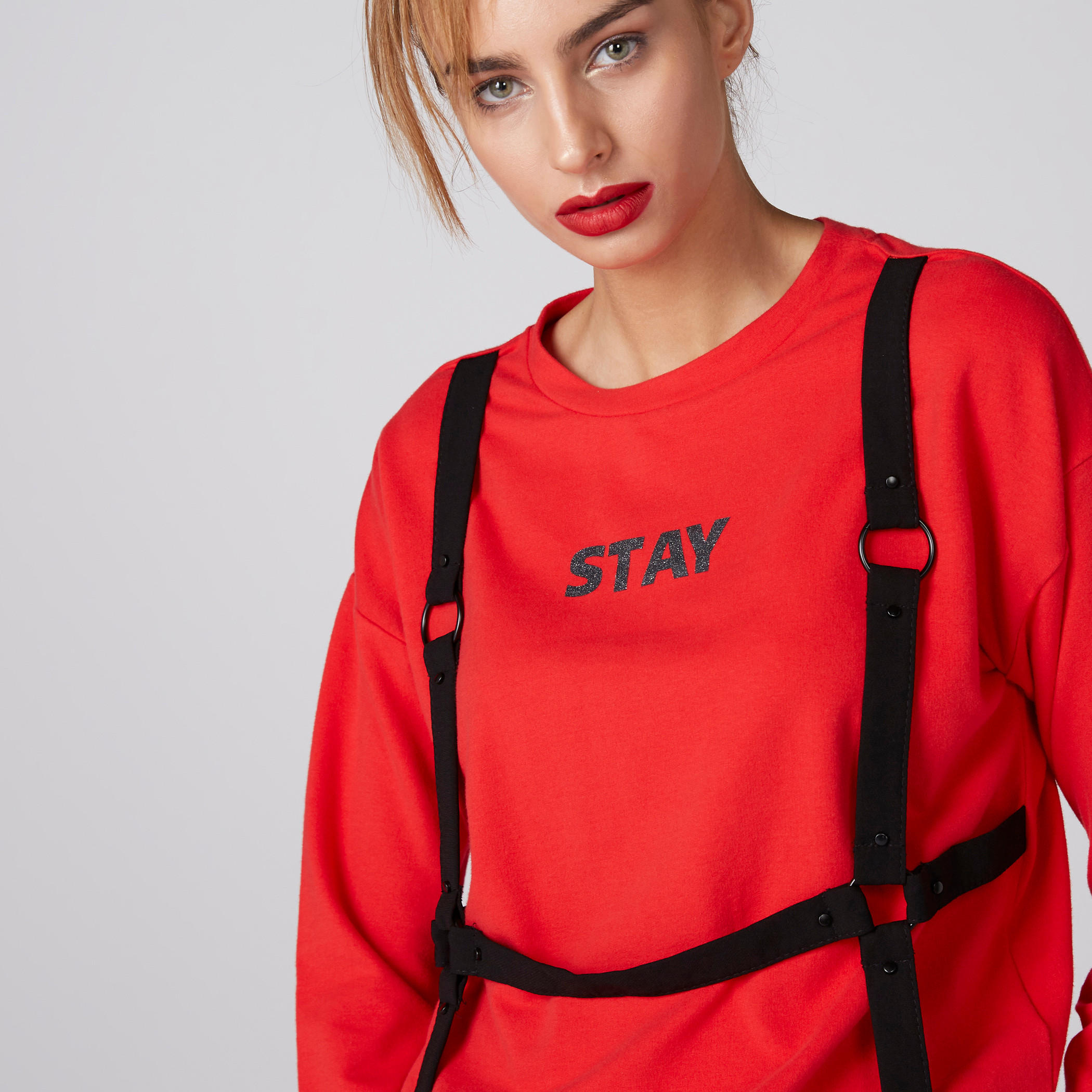 تيشيرت مزيّن بياقة مستديرة وأكمام طويلة-women-clothing-tshirts-image-4