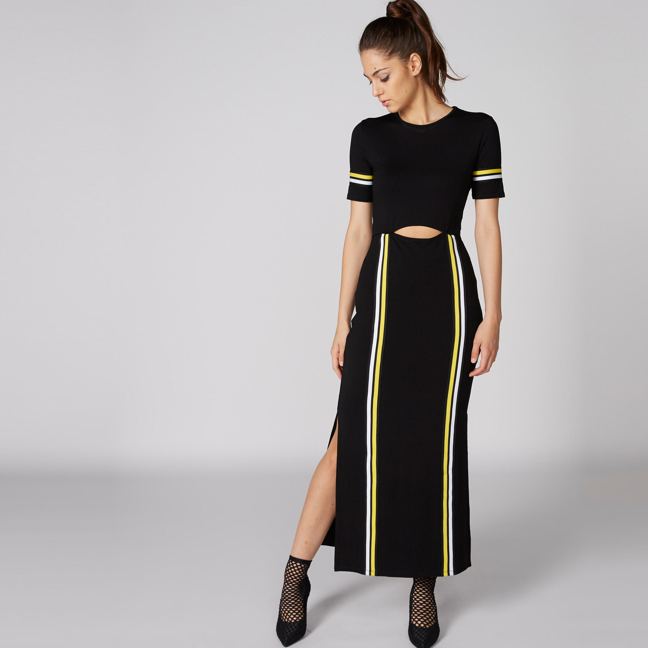 فستان ماكسي بياقة مستديرة وأكمام قصيرة-women-clothing-dresses-image-1