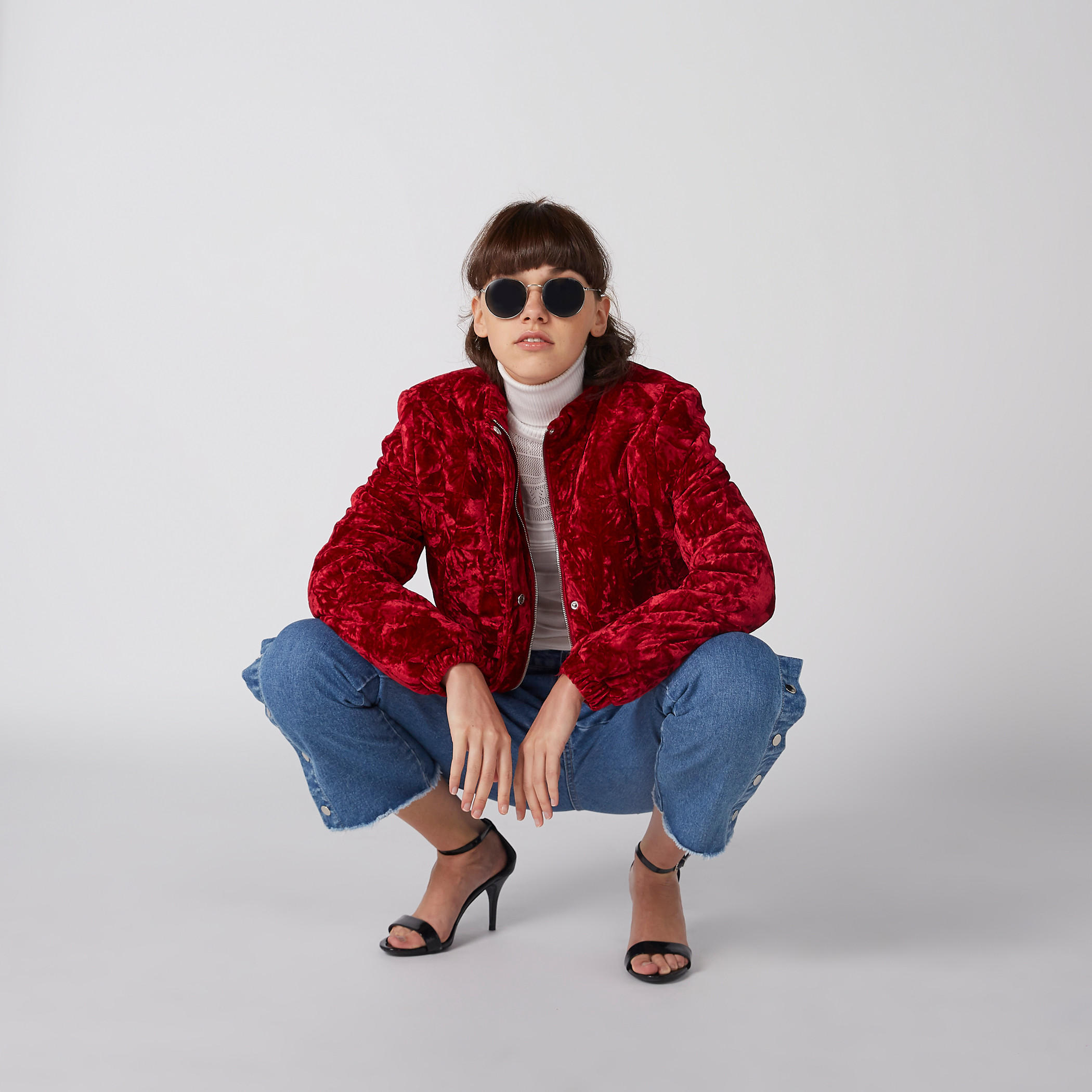 توب بياقة عالية وأكمام قصيرة-women-clothing-shirtsandblouses-blouses-image-4