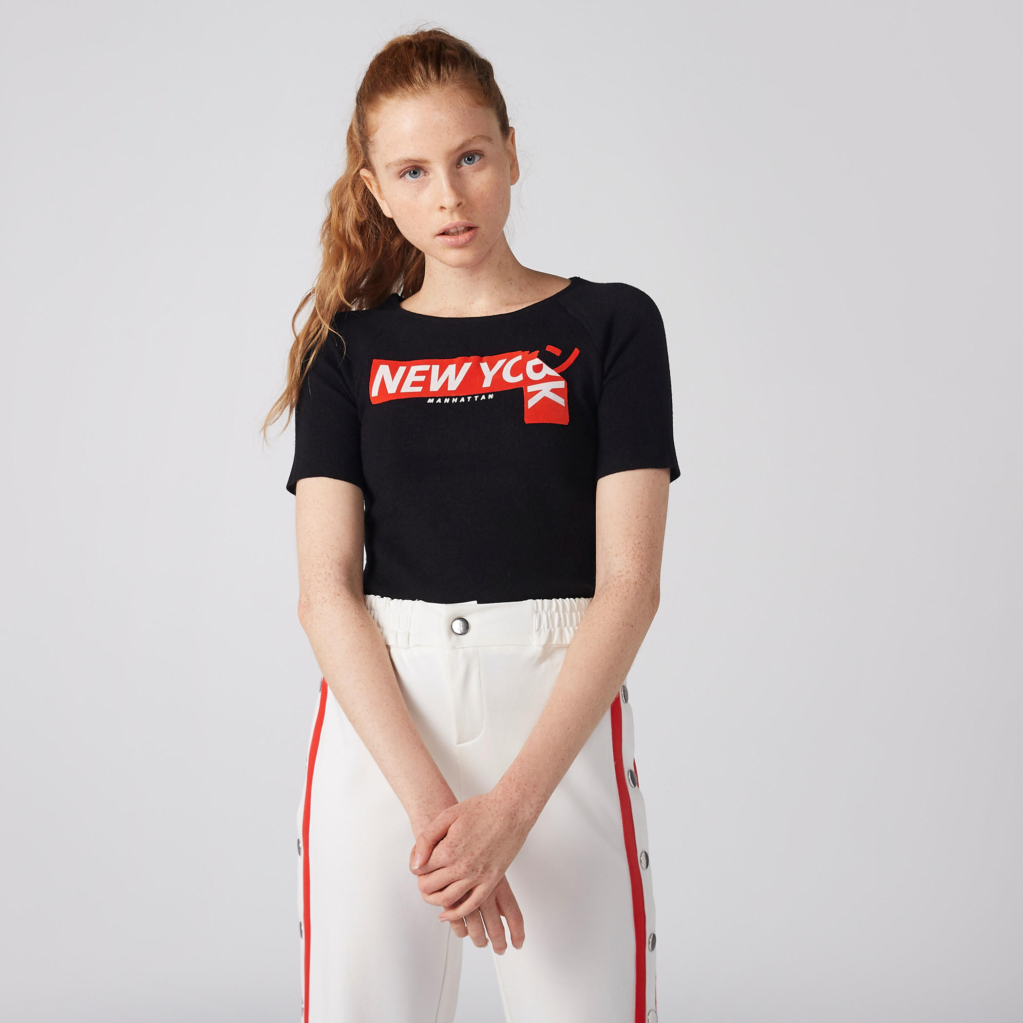 تيشيرت بطبعات بياقة مستديرة وأكمام قصيرة-women-clothing-tshirts-image-1
